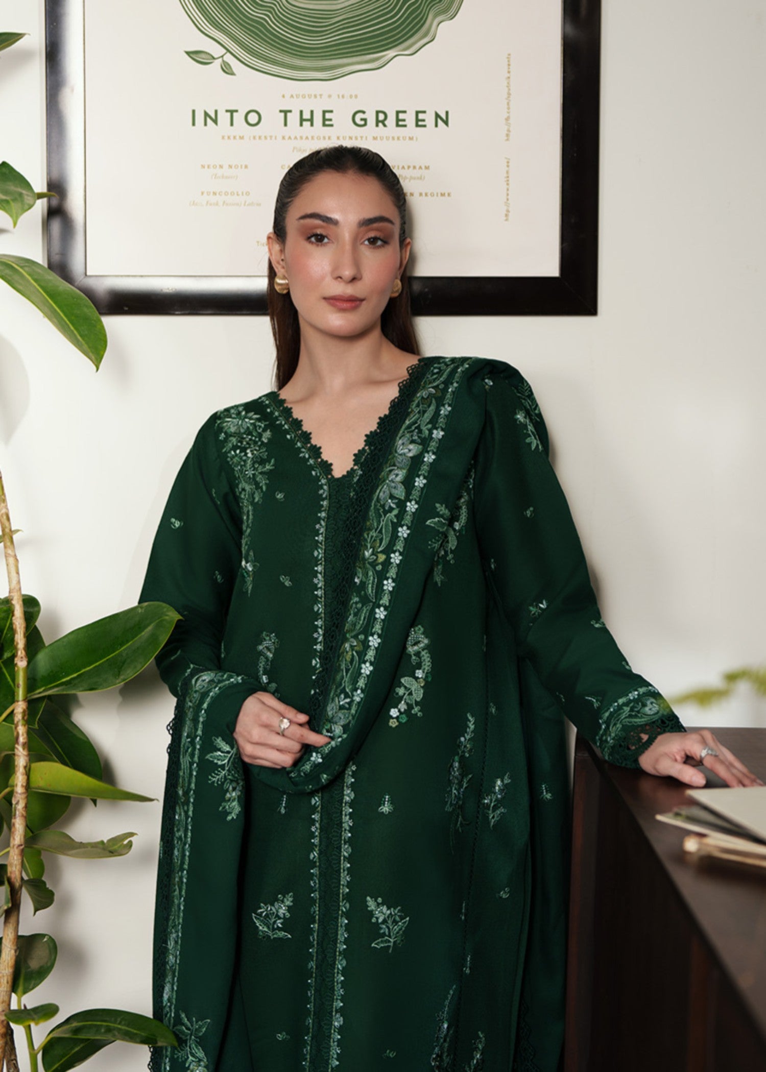 karandi Kurta Set in Dark green