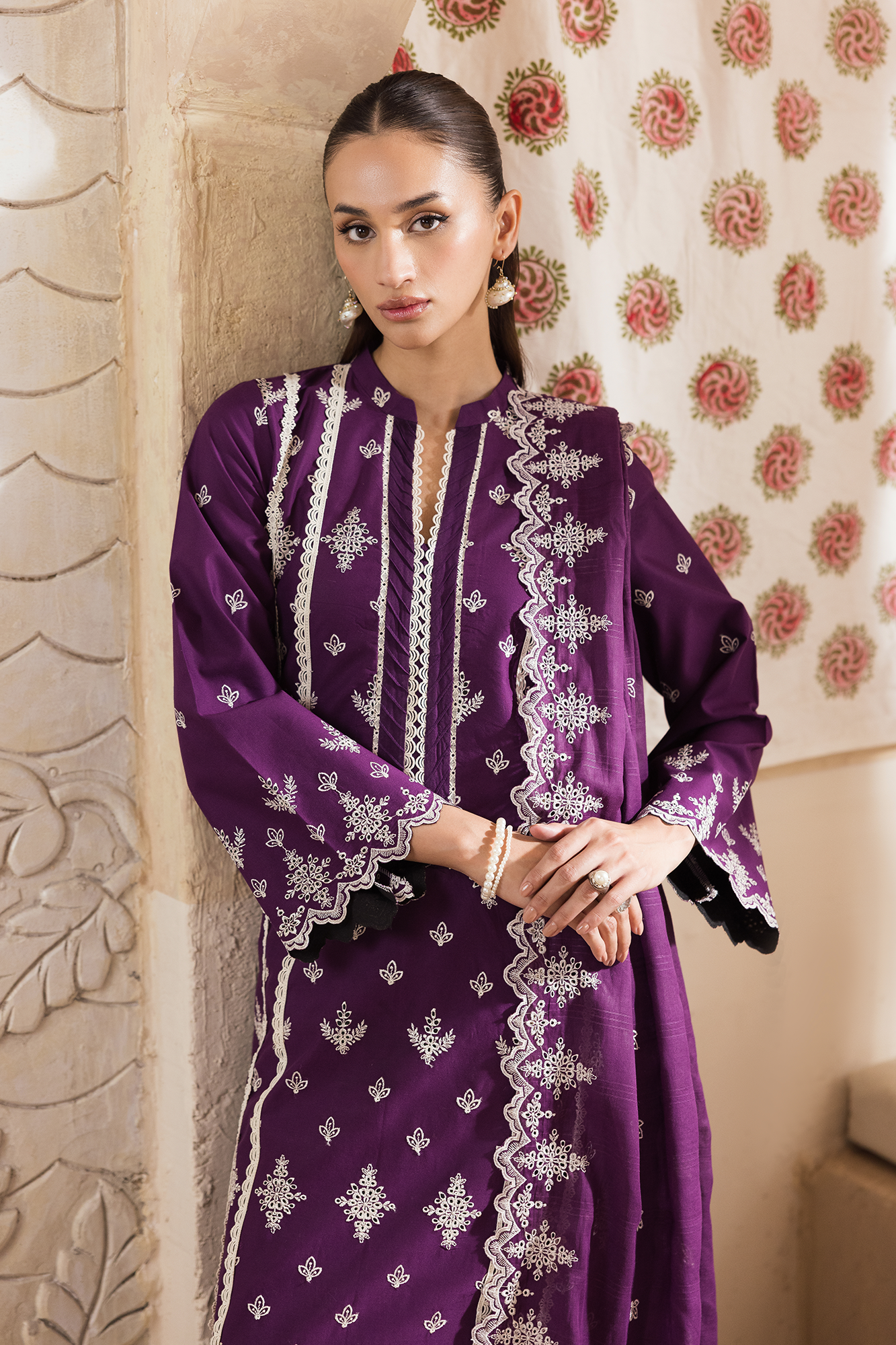 Nissa Chikankari Lawn – N-04