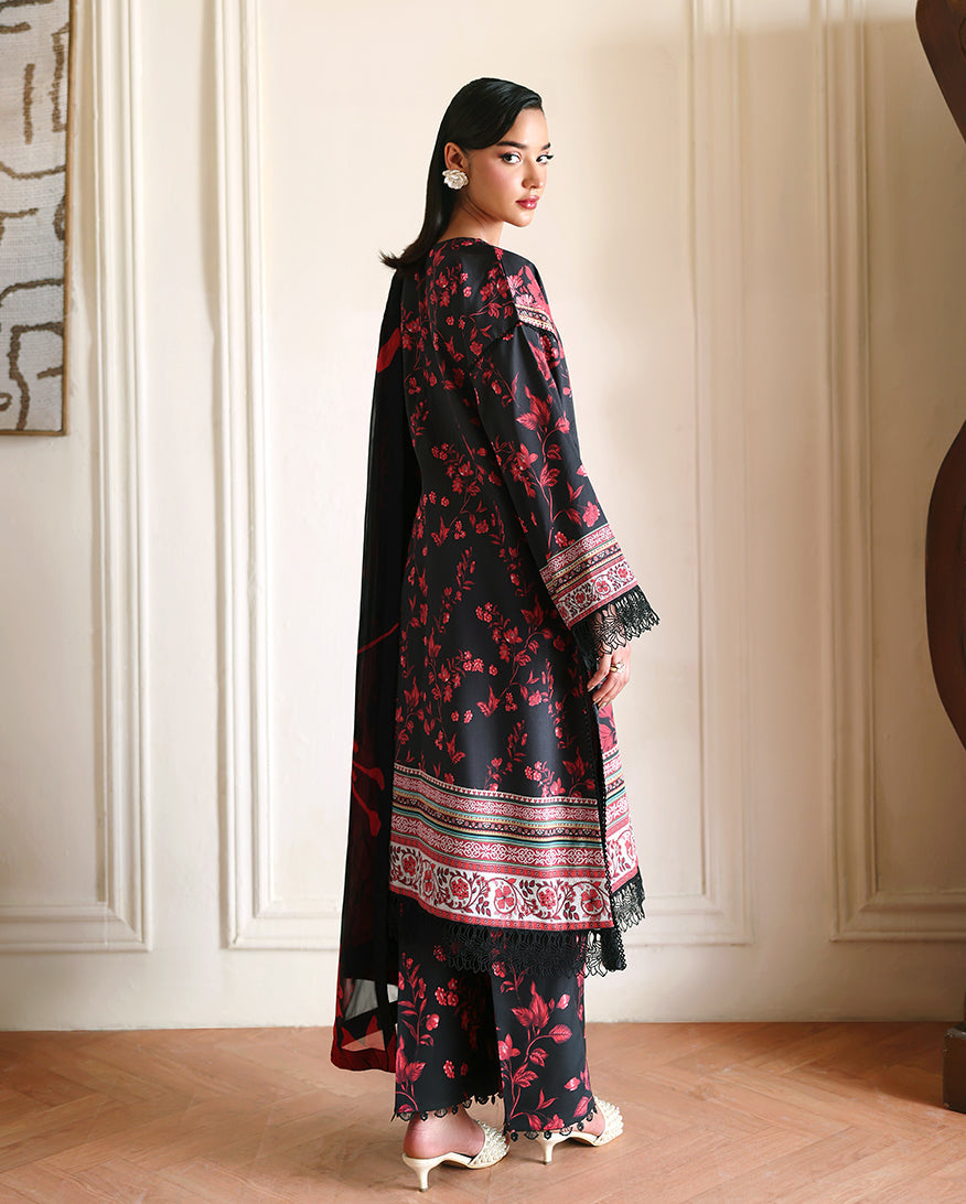 Eclat Garden Printed Lawn – Iris Garden