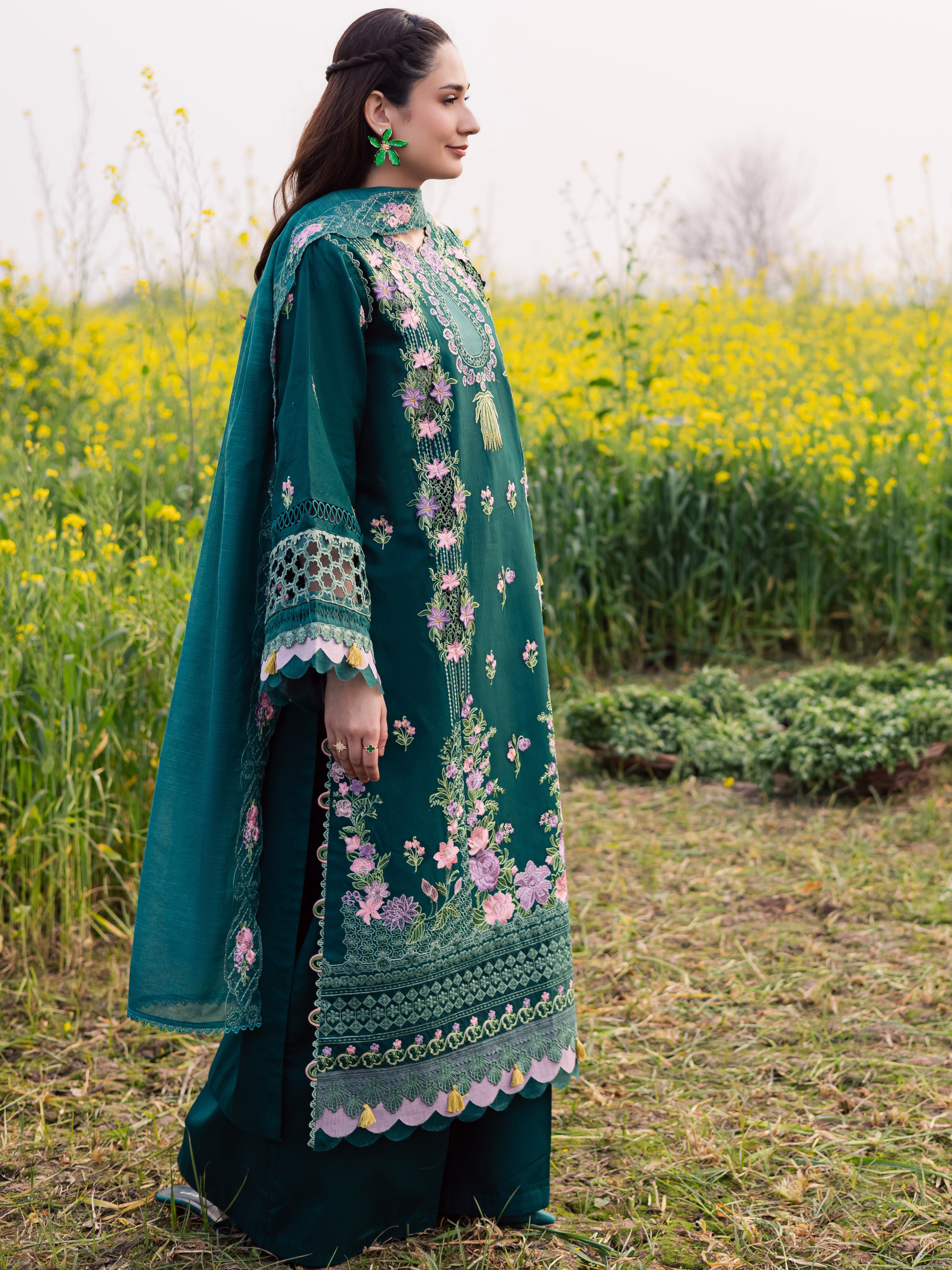 Dil-e-Raqsum Lawn – DQ-11