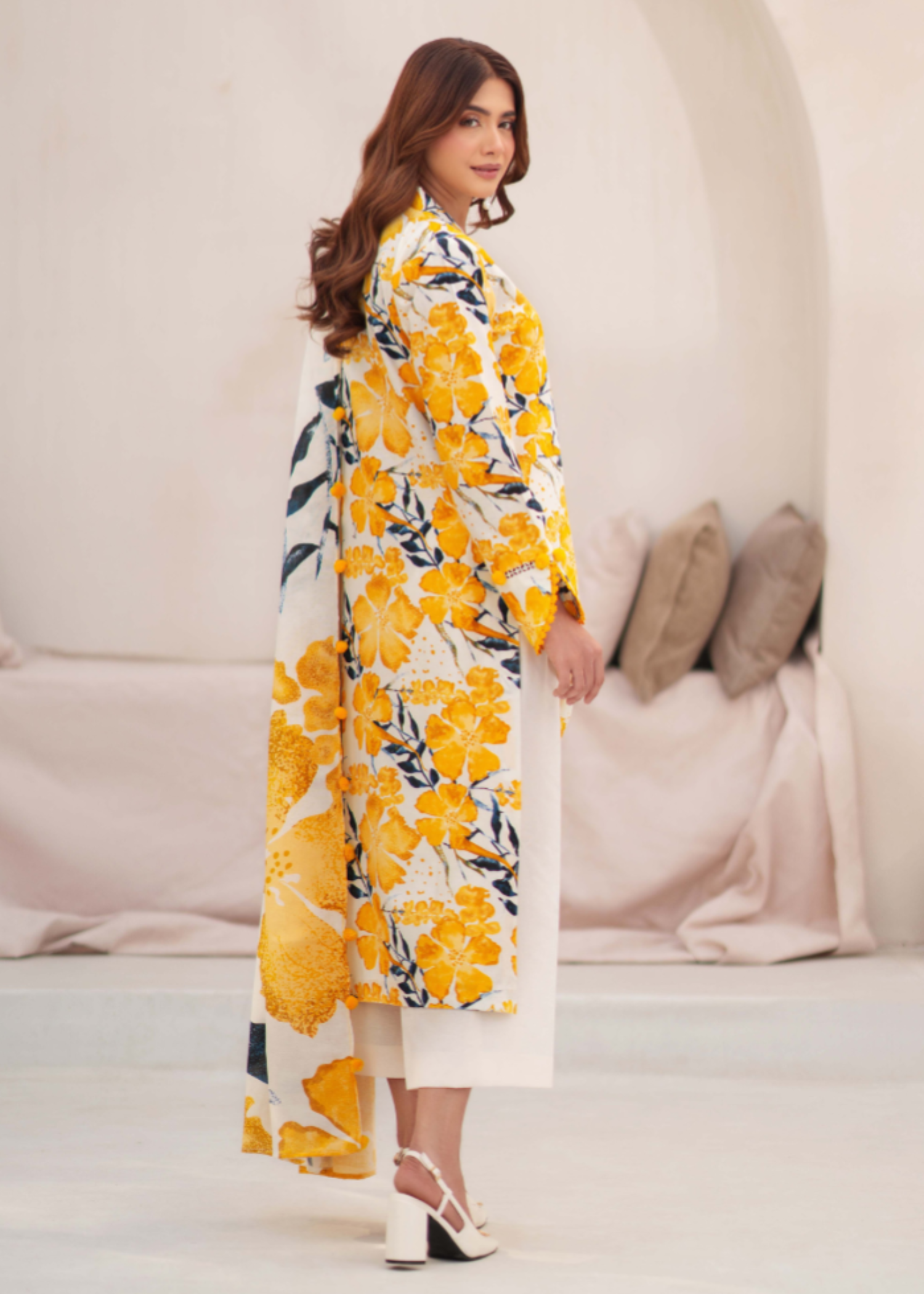 khaddar Unstitched in Cream