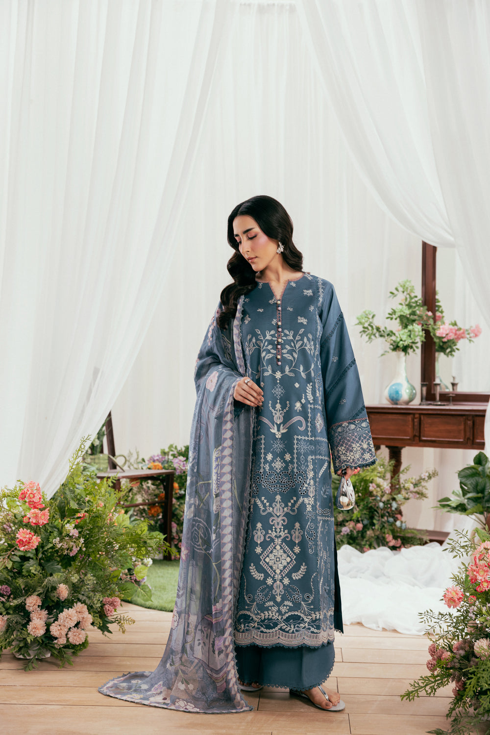 Zync Luxury Lawn – FZL-7A