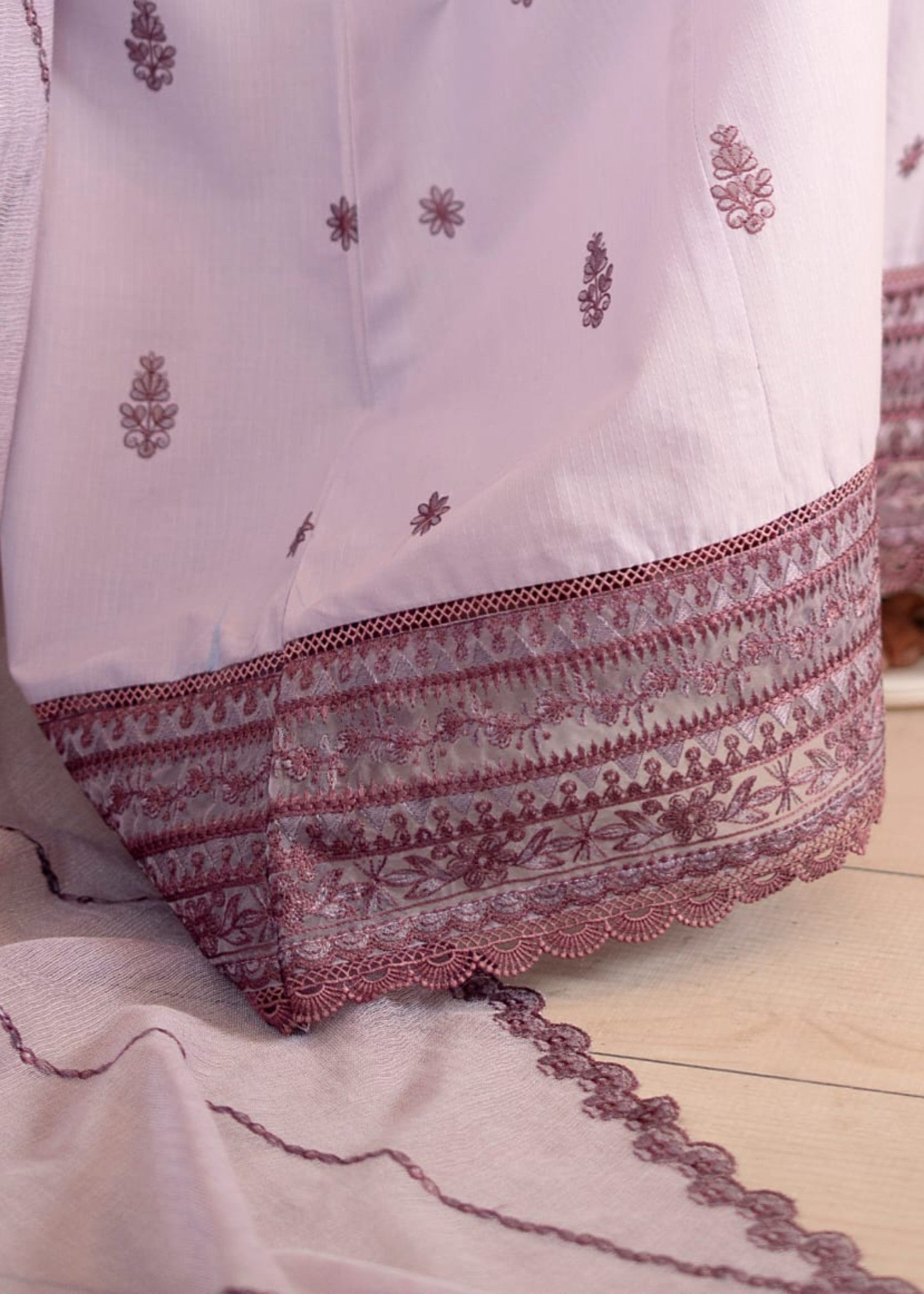 lawn cotton Unstitched in Lilac