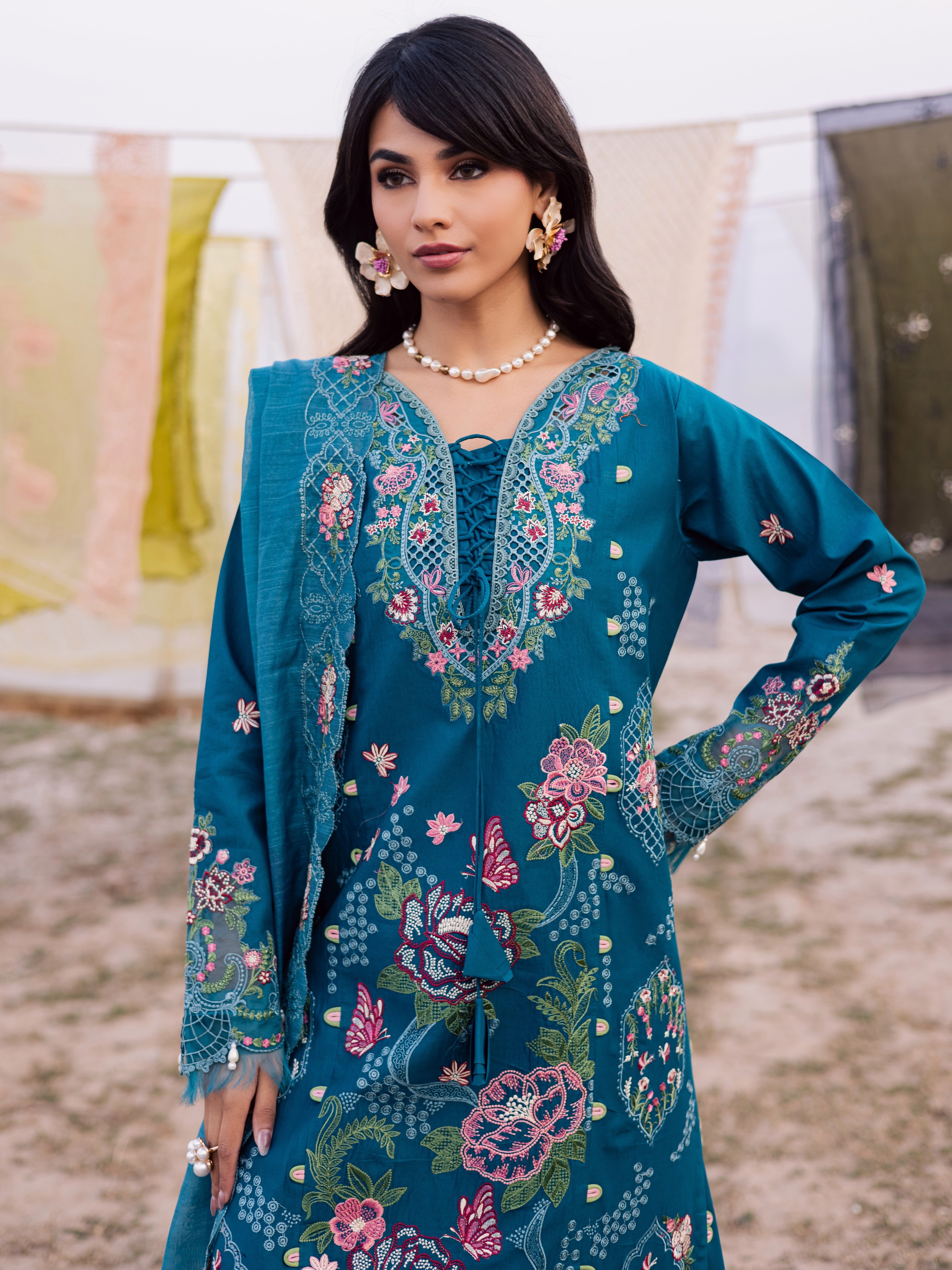 Dil-e-Raqsum Lawn – DQ-08