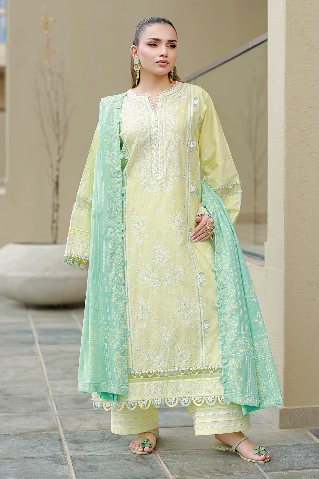 Chikankari Lawn – Z-4046