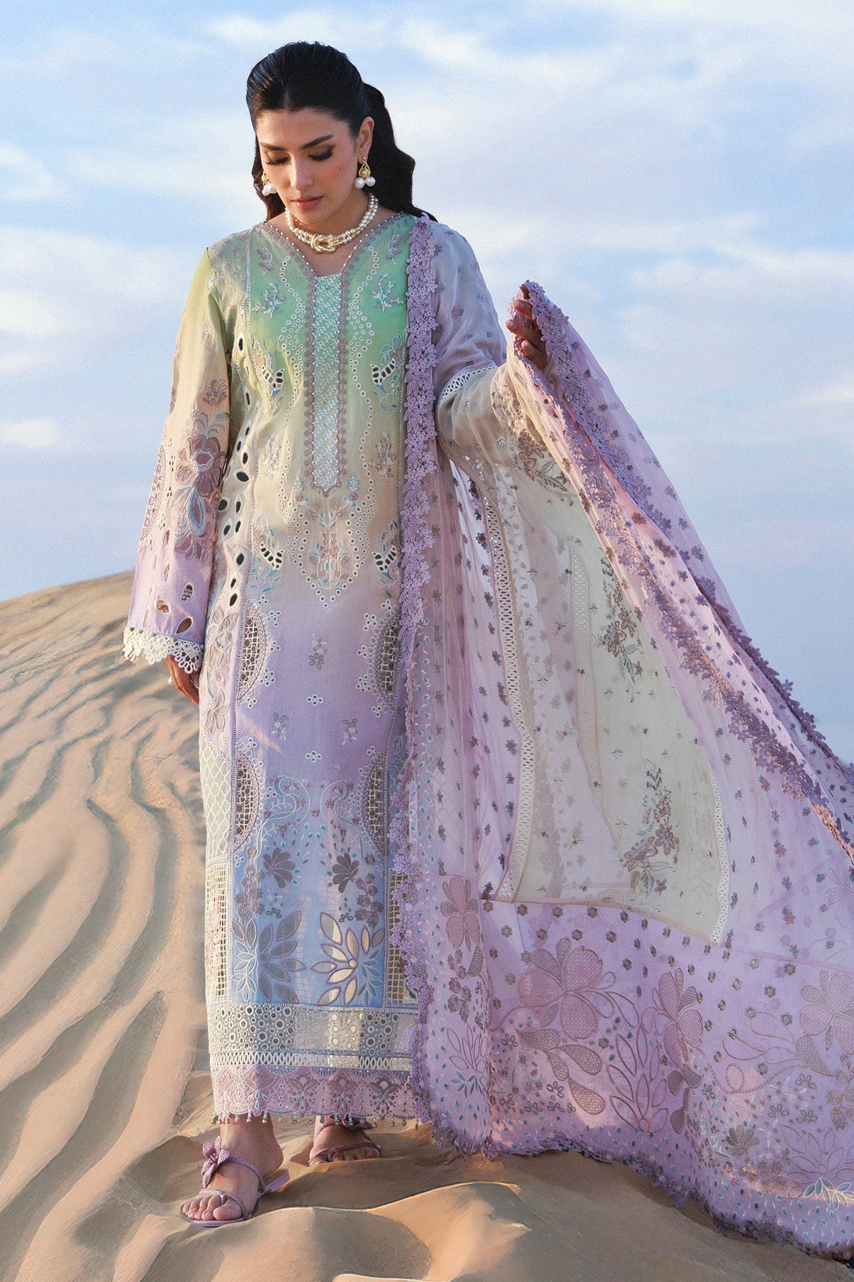 Aman Luxury Lawn – Emelfie NE-228