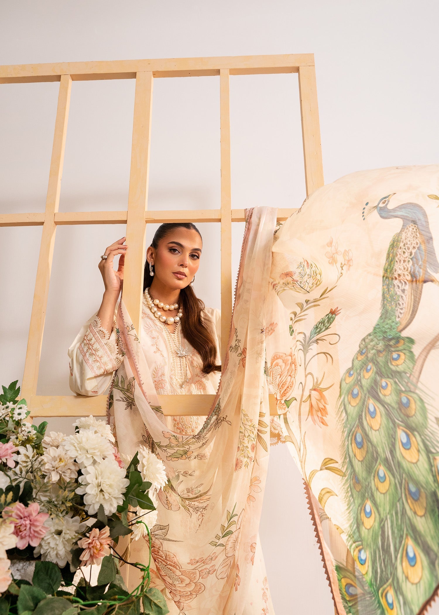 cambric cotton Kurta Set in Off-white