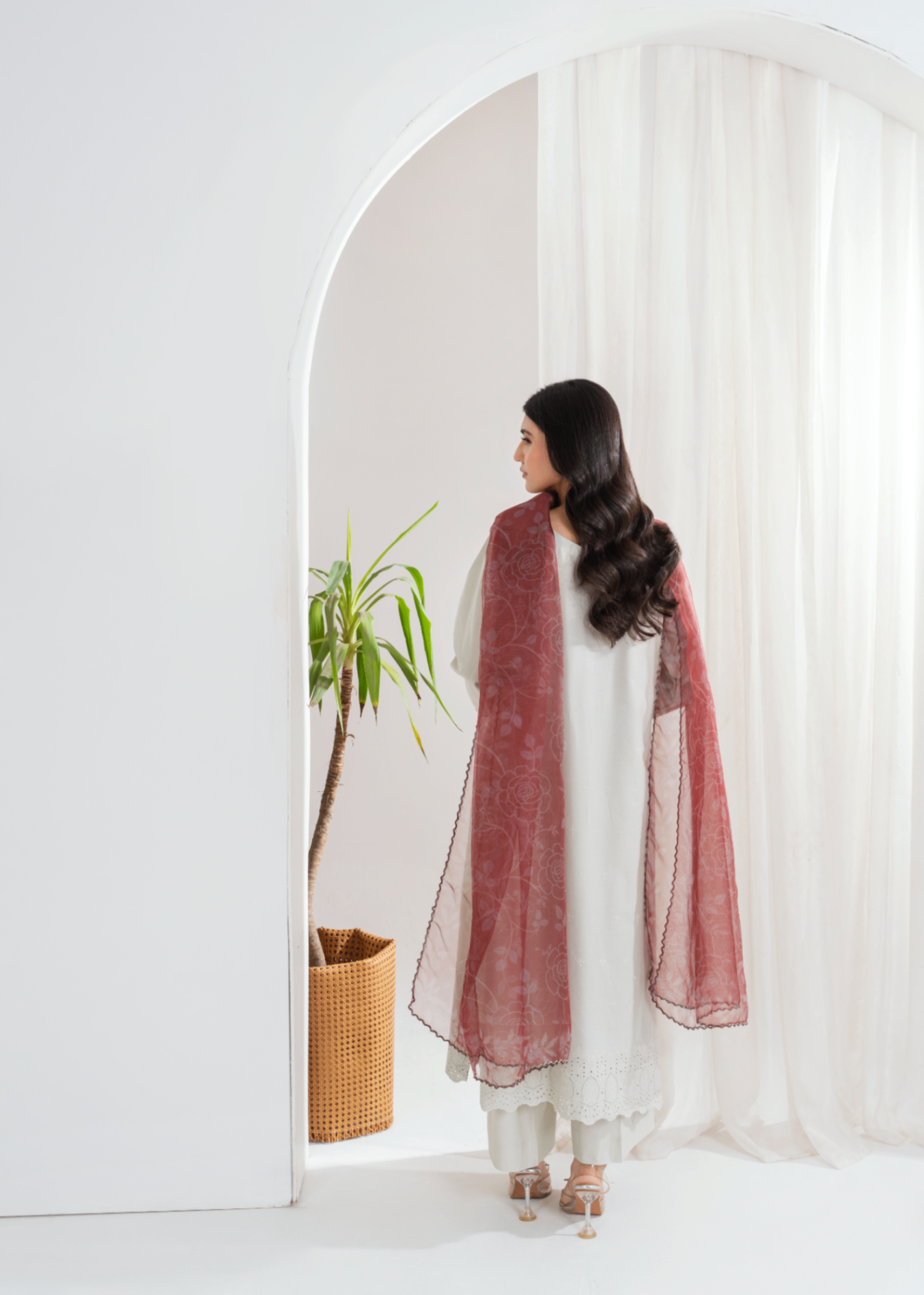 chikankari cotton Kurta Set in Pastel grey