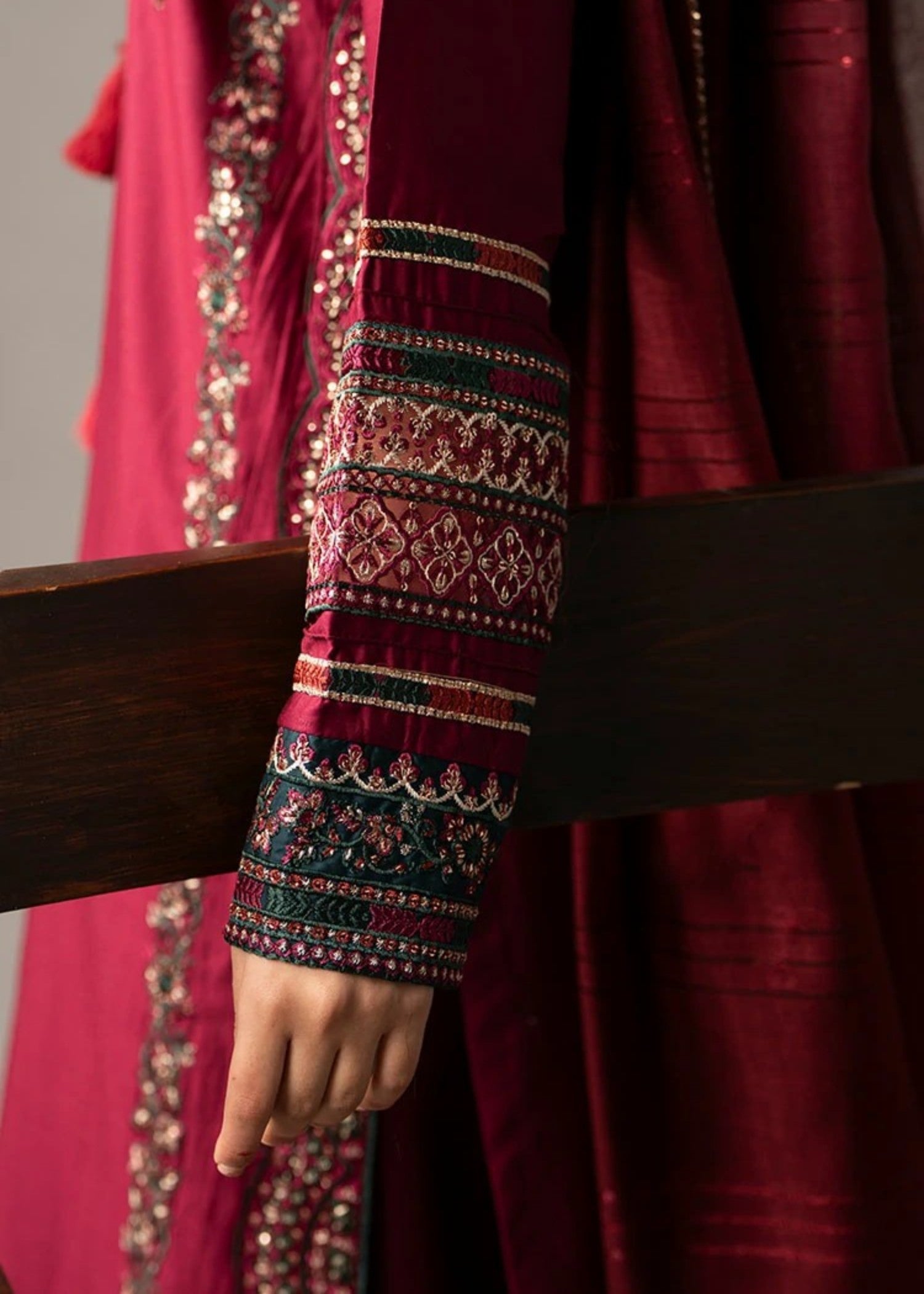 blended satin Kurta Set in Maroon