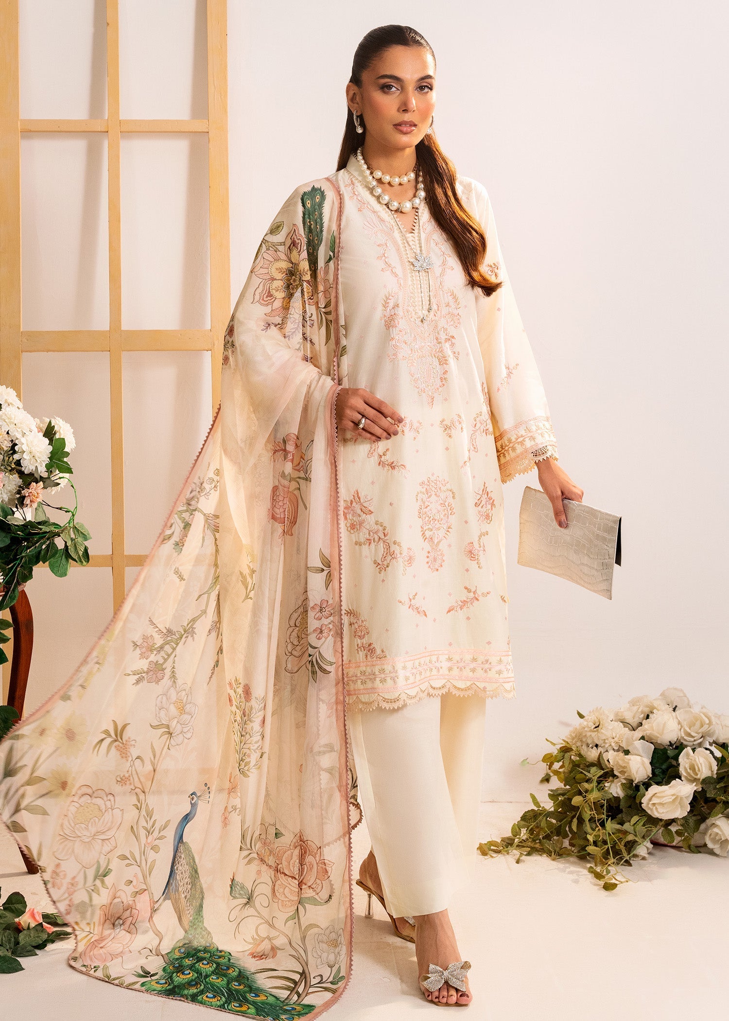 cambric cotton Kurta Set in Off-white