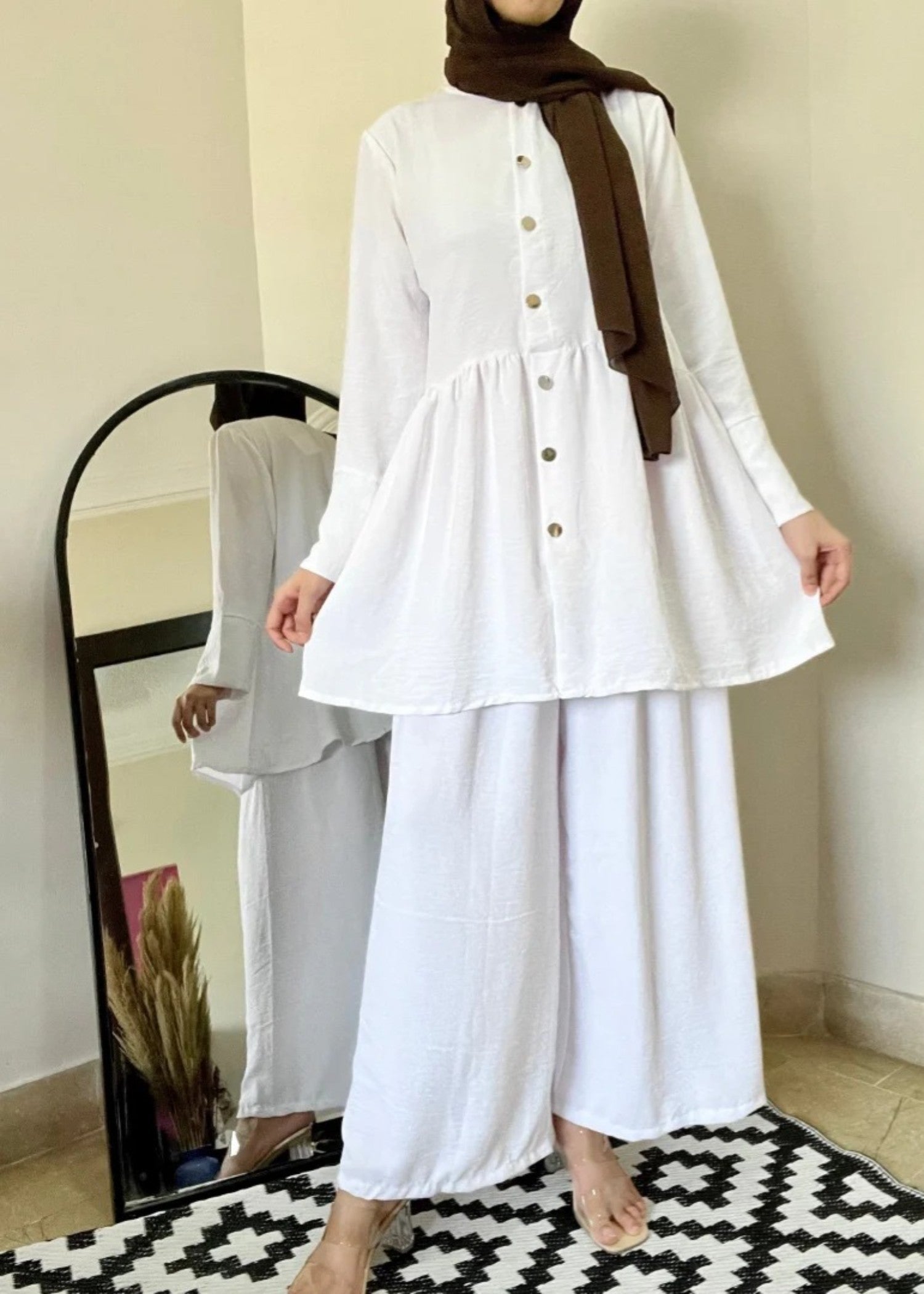 crepe Short Frock in Pearl white