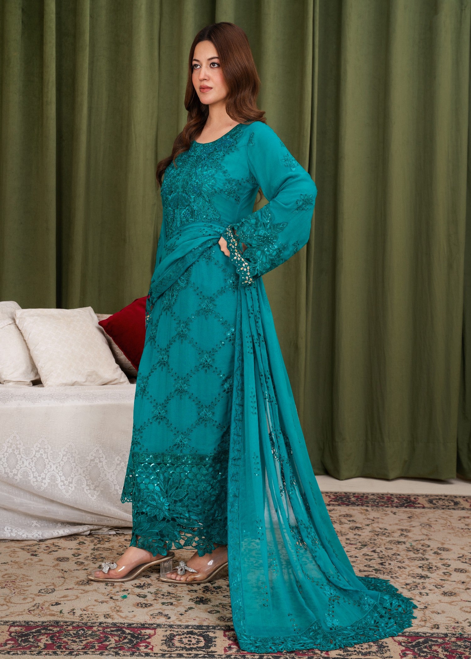 crinkle chiffon Kurta Set in Jungle green
