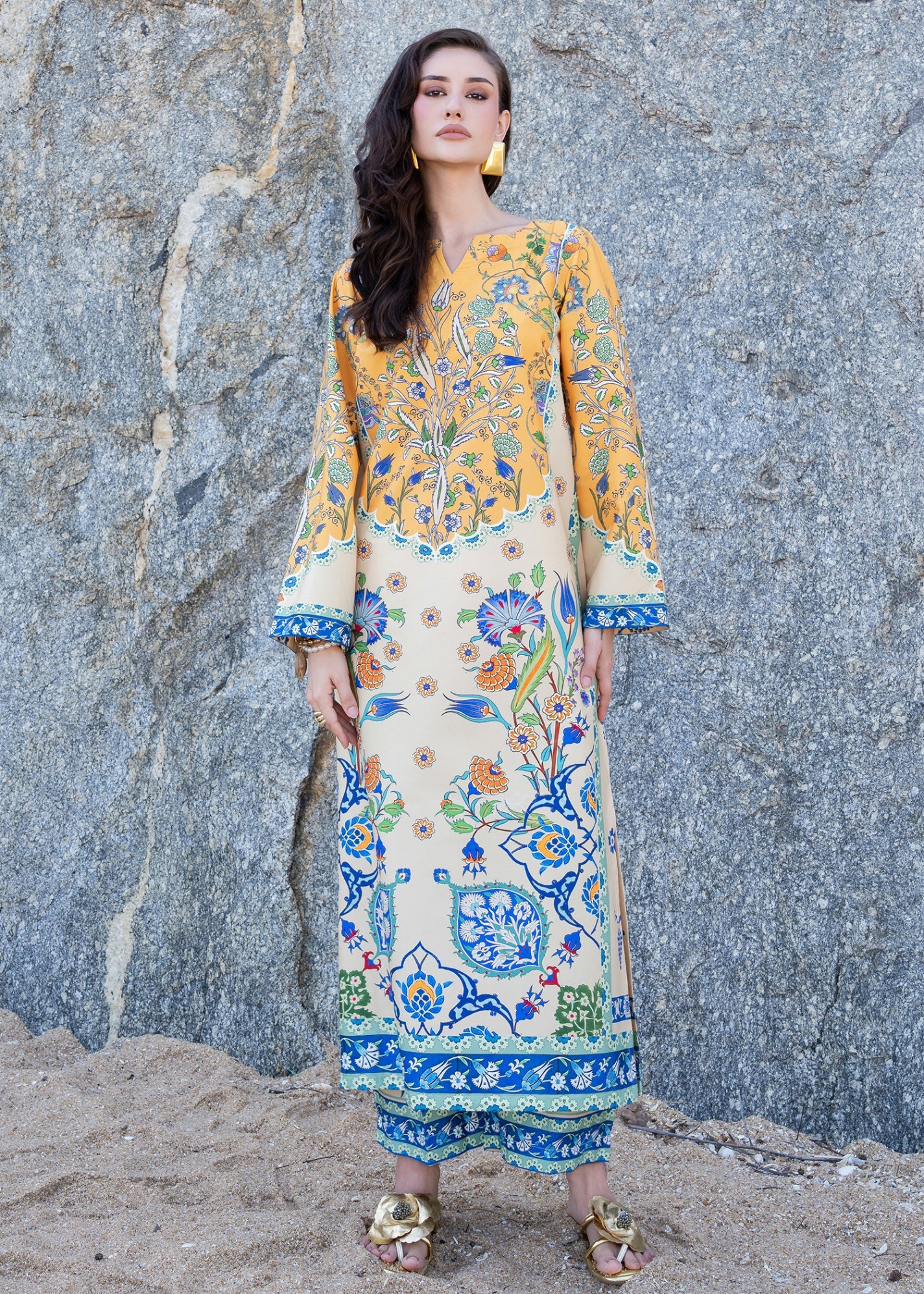 silk grip Kaftan in Multi