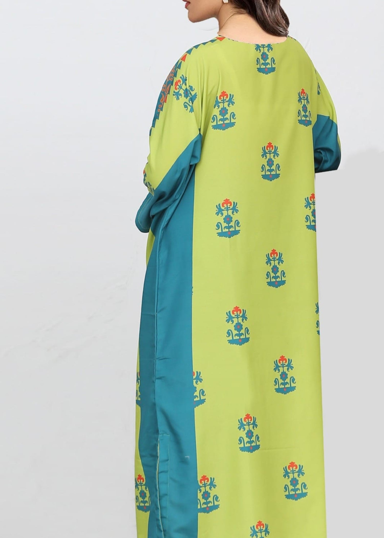crepe silk Kurta Set in Yellow green