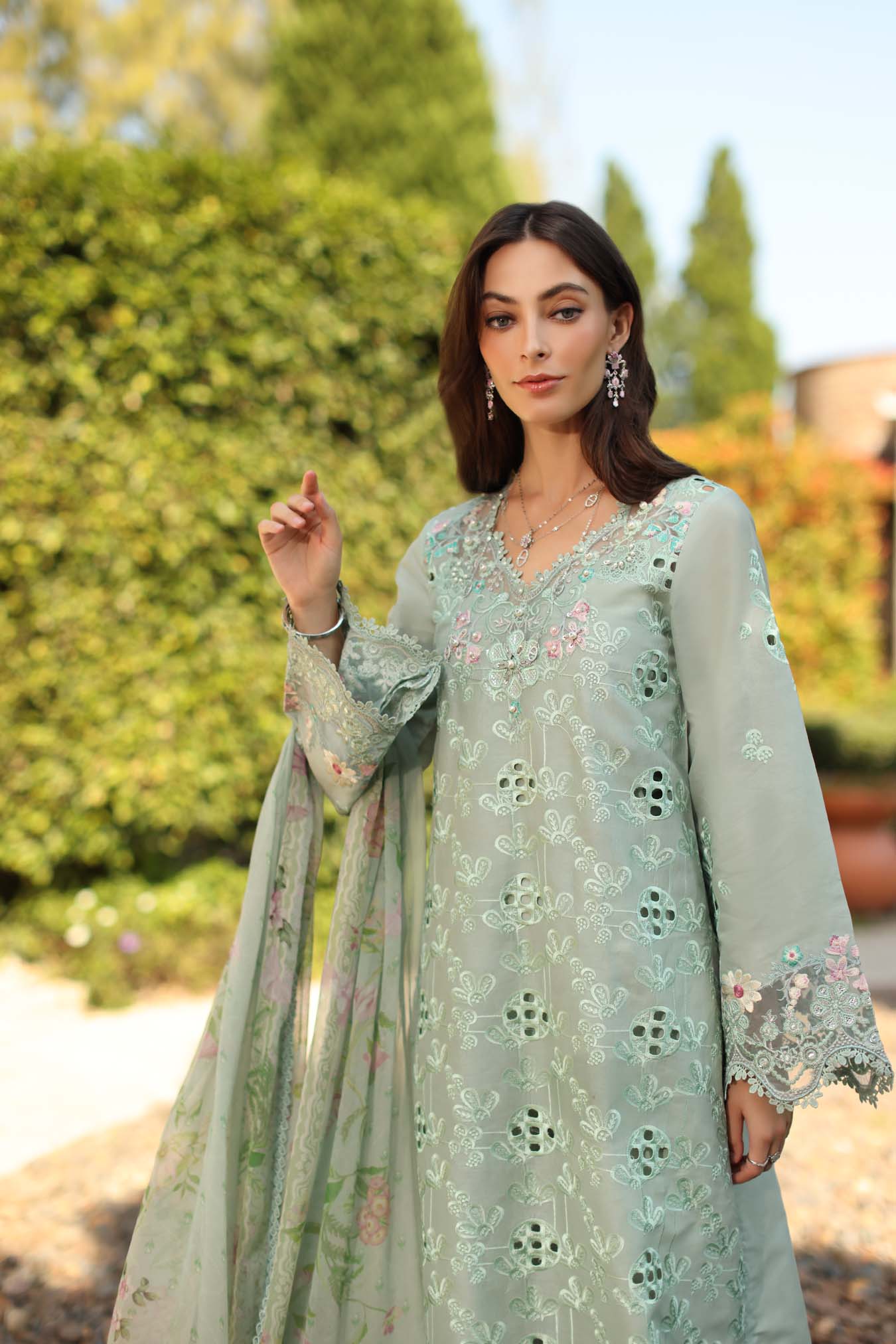 Luxury Eid Schiffli Laserkari Lawn – D7 - B - Florine
