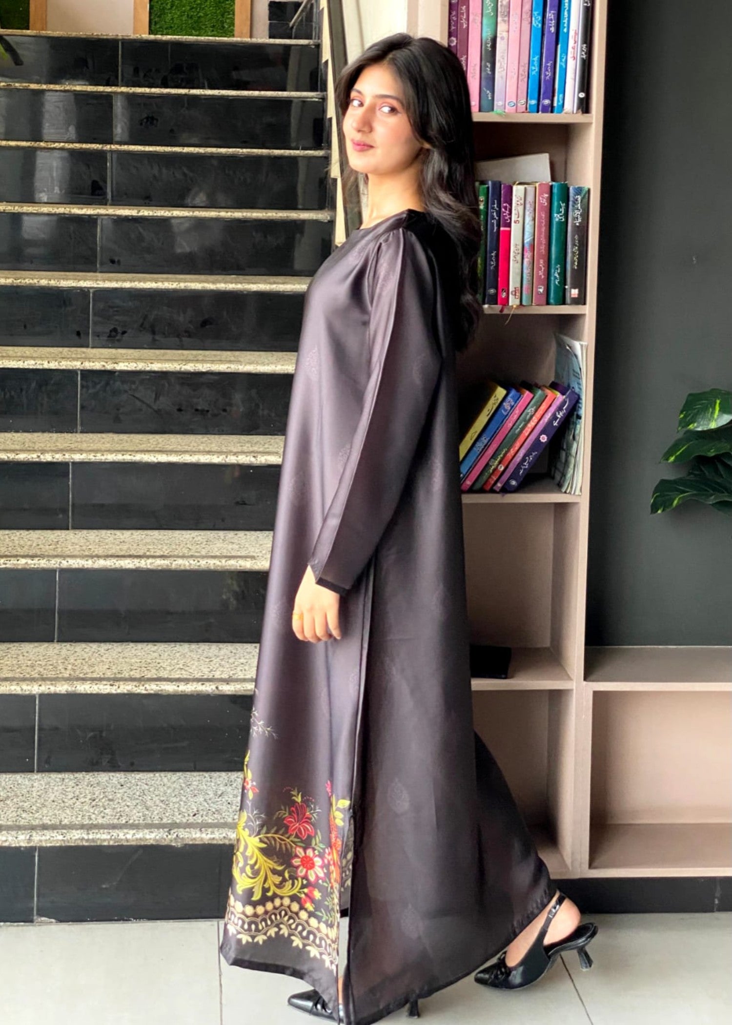 silk Kaftan in Black