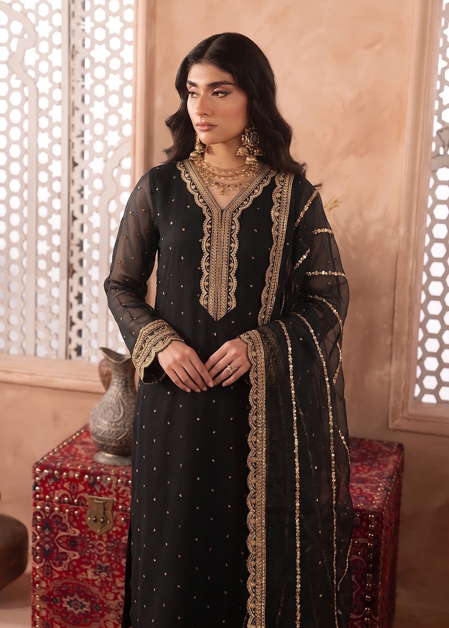 bemberg crinkle chiffon Kurta Set in Jet black