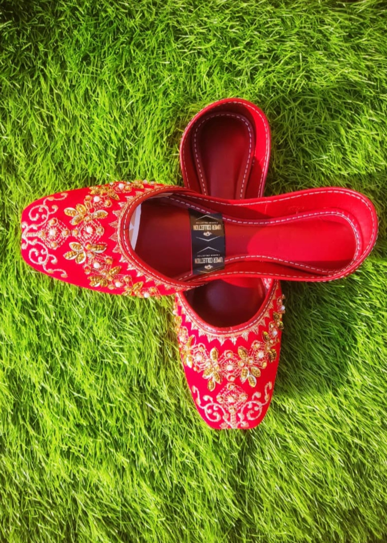 Khussa in Venetian red by - High Quality Women Khussa TQF6170