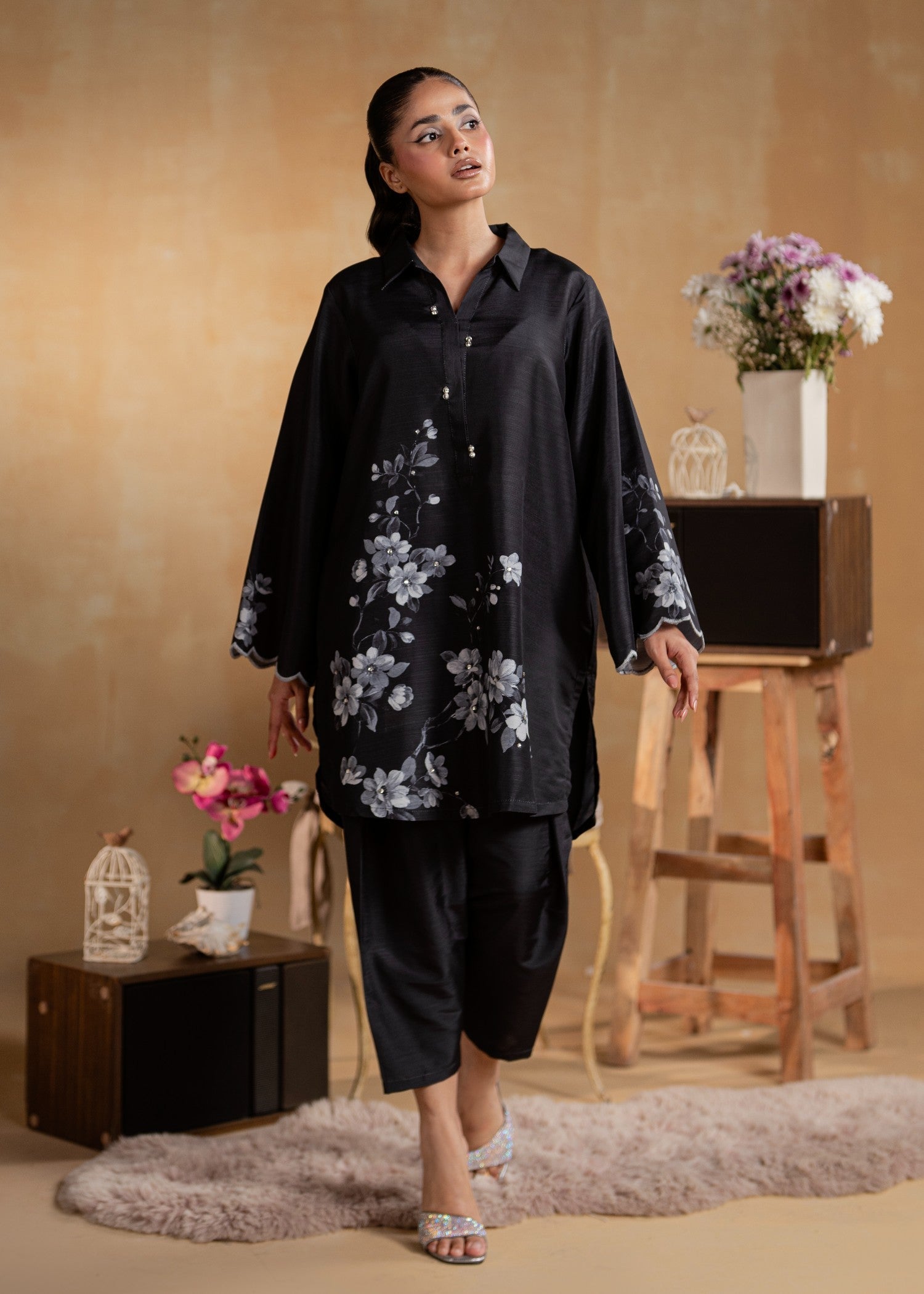 fine khaddar Kurta Set in Black