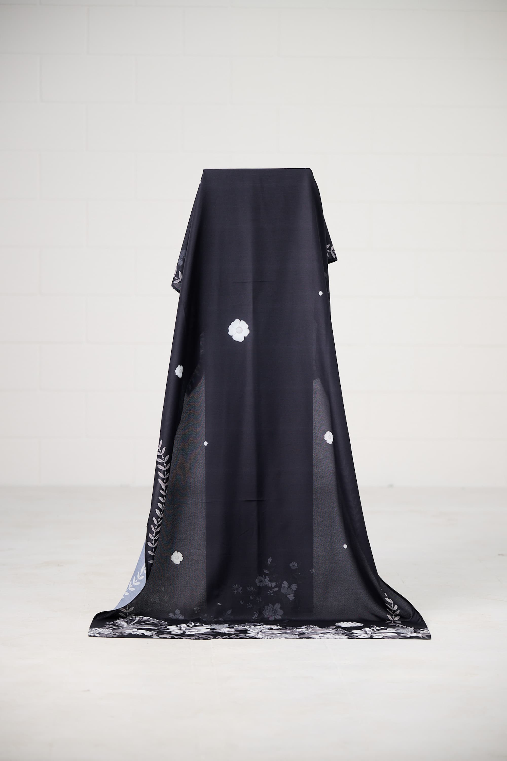 Dupatta in Black Color by - Trendy Women Dupatta CXF9867
