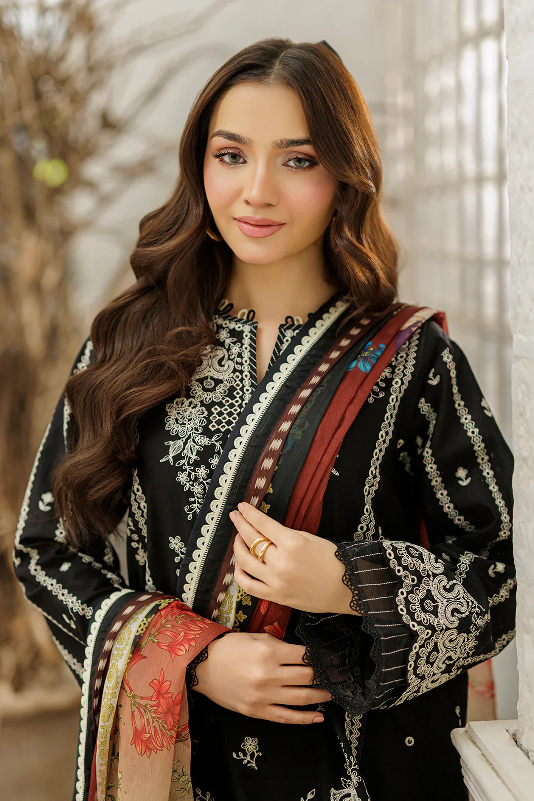 Chikankari Lawn – Z-4028