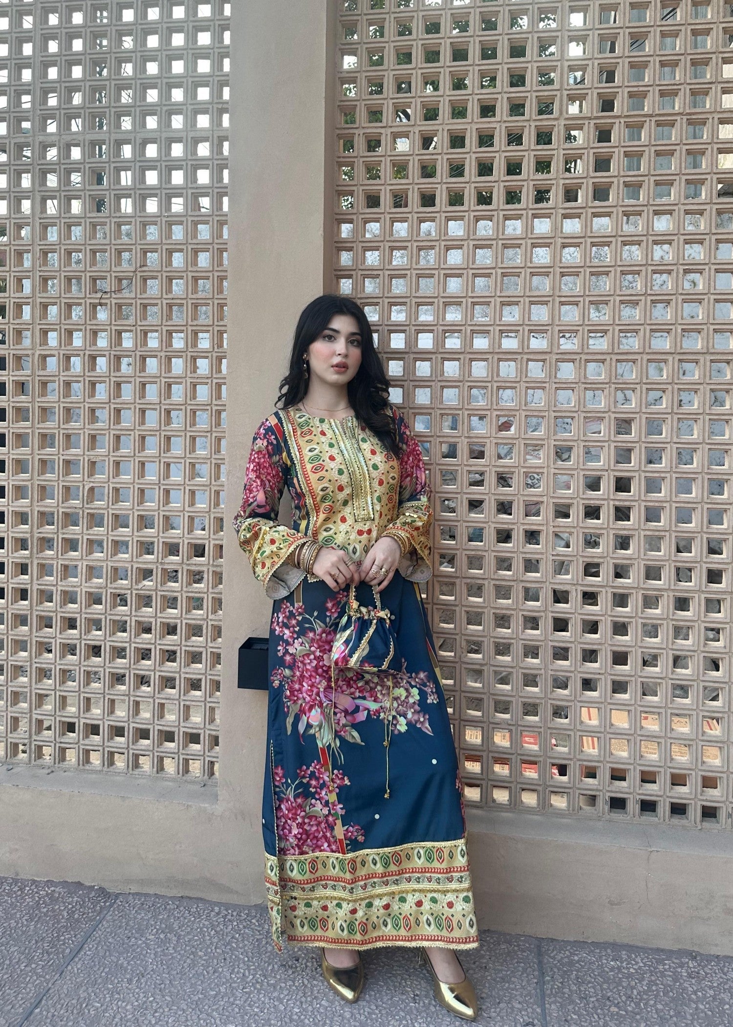 silk crepe Kurti in Multi