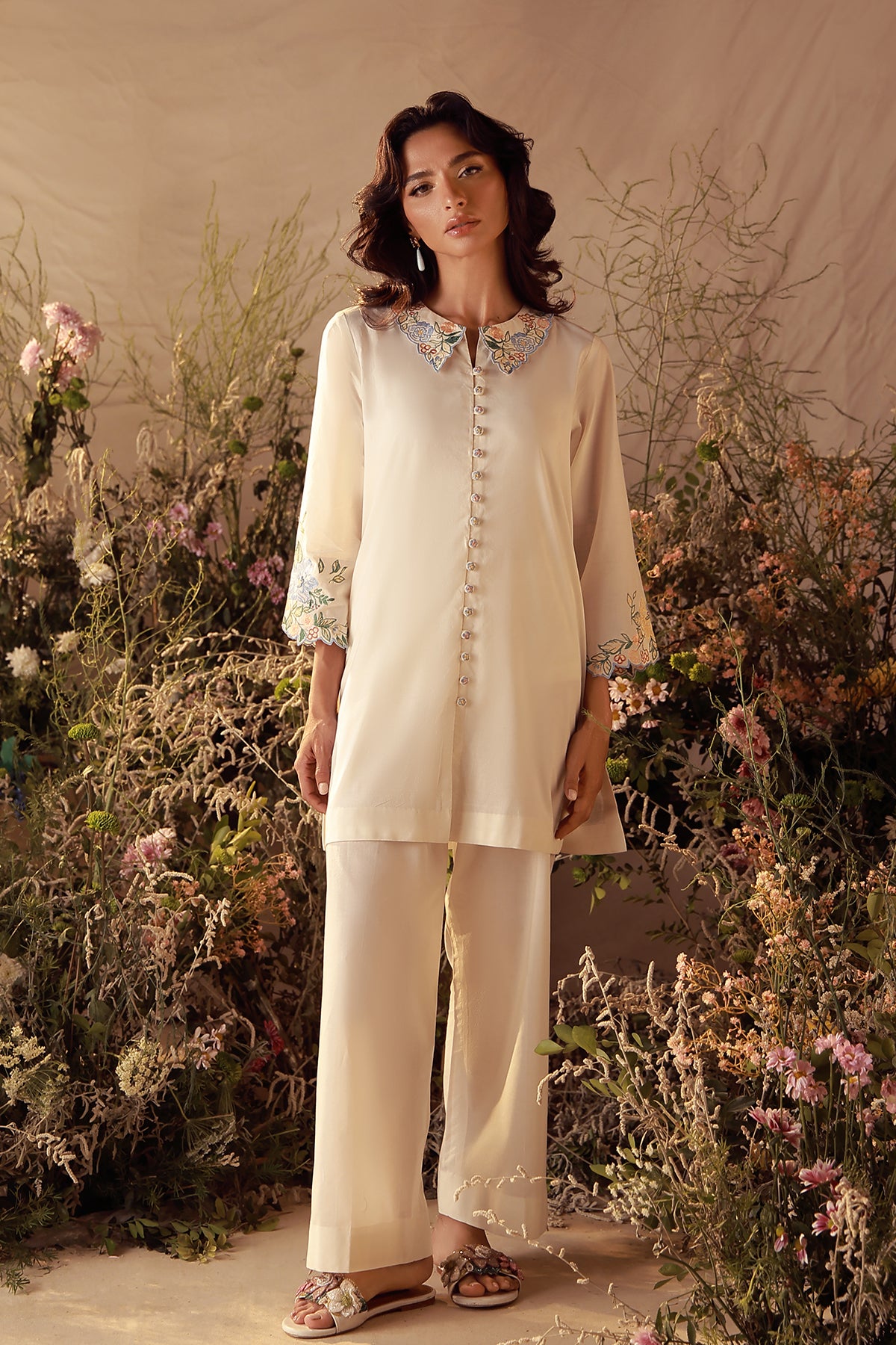 slub cambric Kurta Set in Ivory