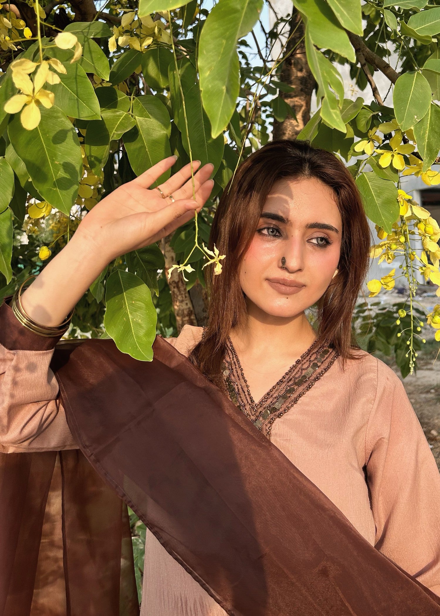 textured grip Kurta Set in Beige, chocolate brown