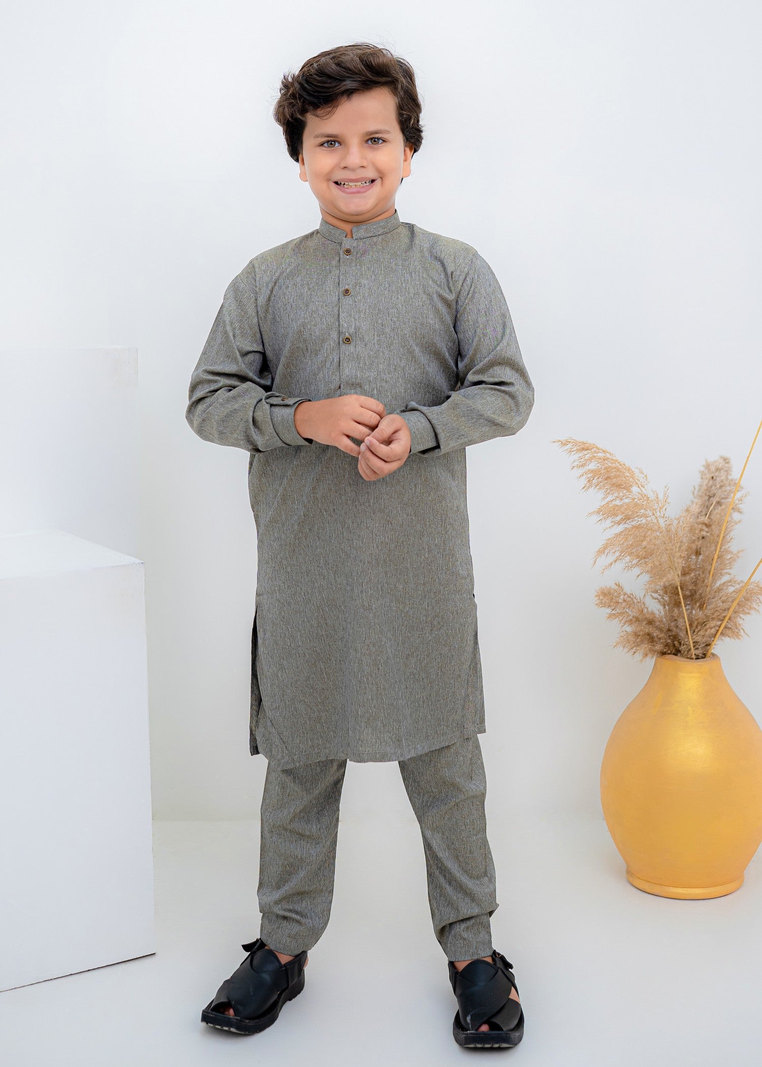 textured wash & wear Kurta Set in Grey