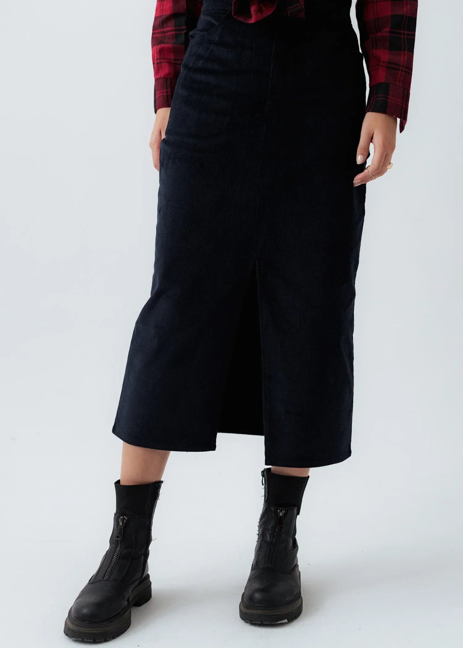 corduroy Skirt in Black