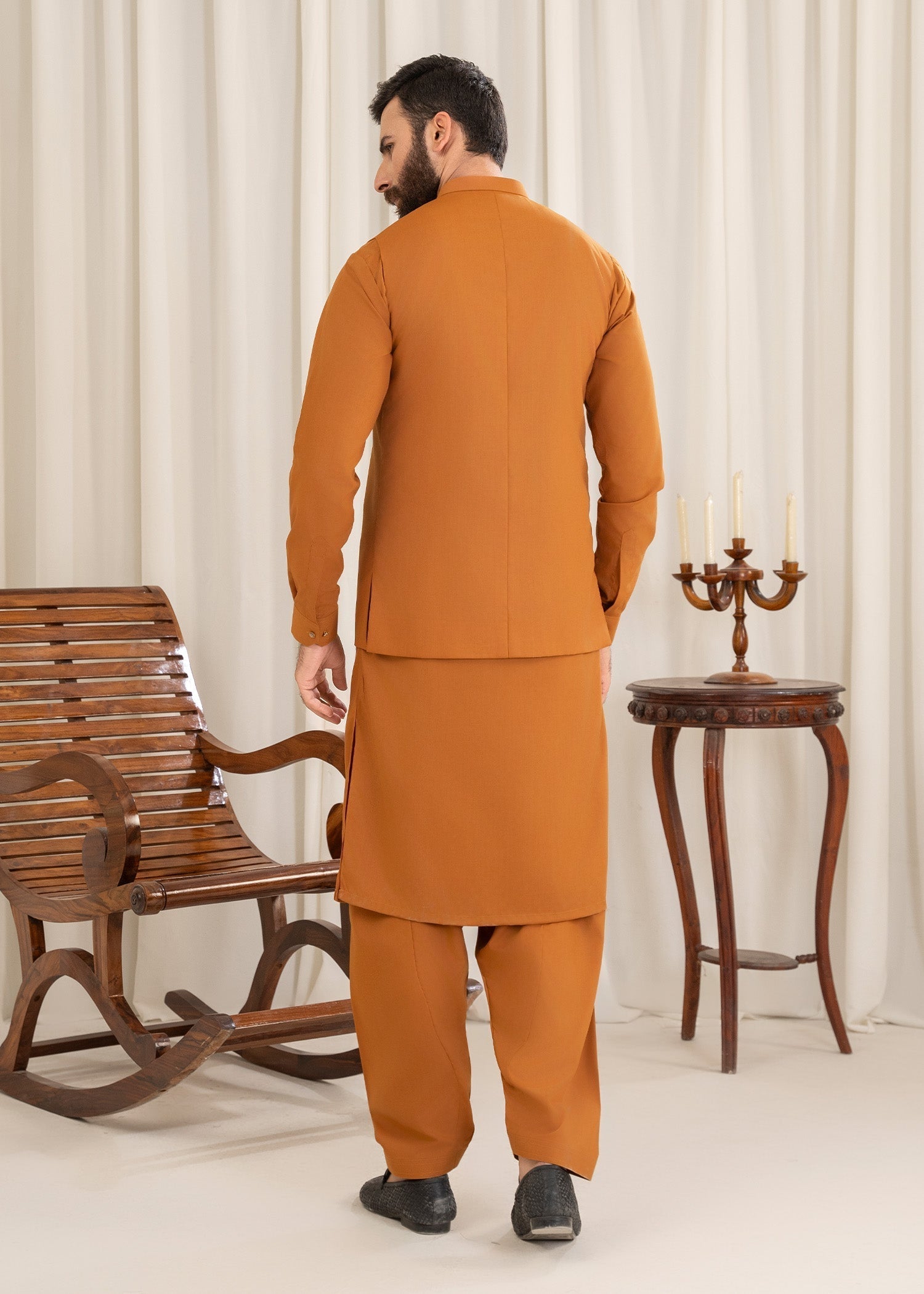 wash & wear Waistcoat in Mustard