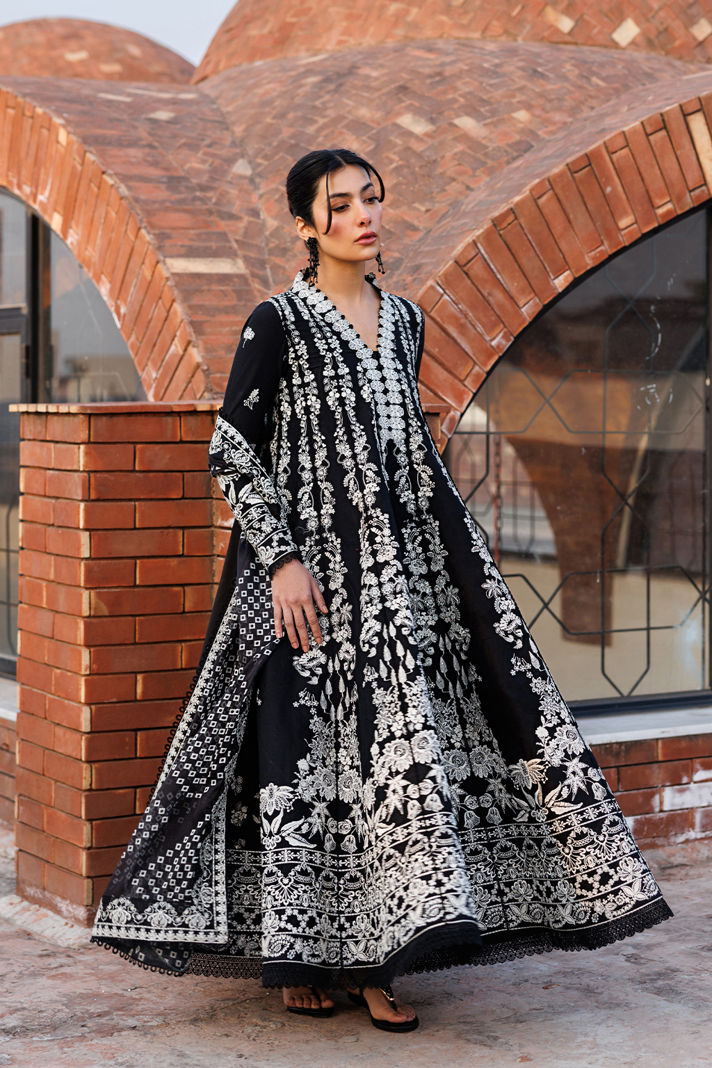 Mirabelle Festive Luxury Lawn – MIDNIGHT BLISS
