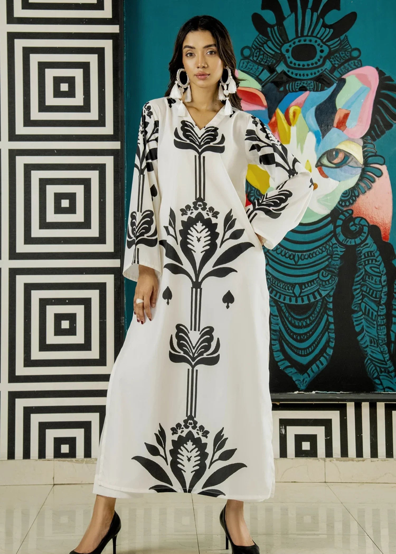 crepe Kaftan in White