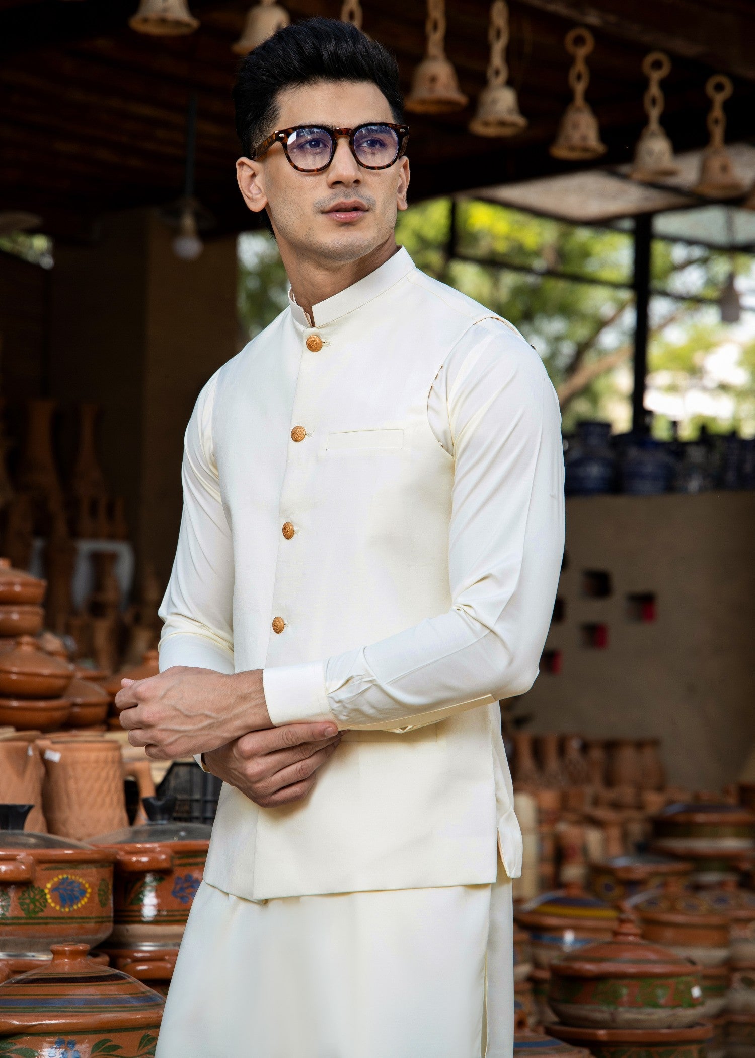 boski Waistcoat in Cream by Arif Ashraf