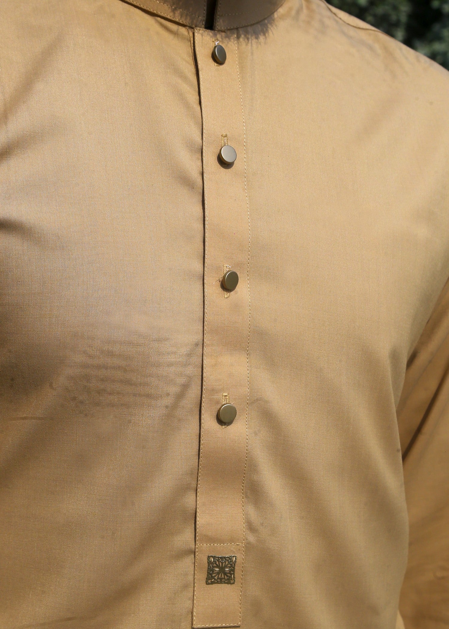 wash & wear Shalwar Kameez in Gold