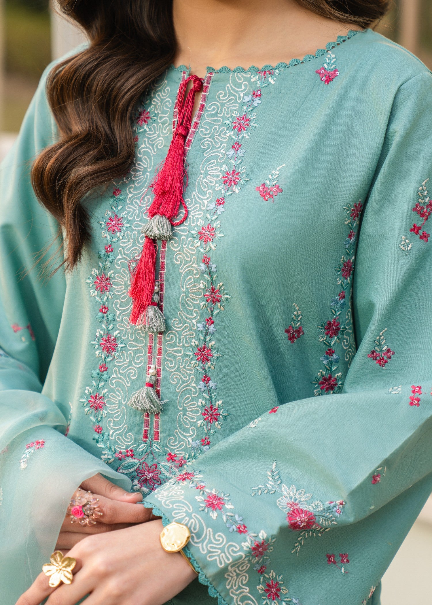 lawn Kurta Set in Powder blue, light pink