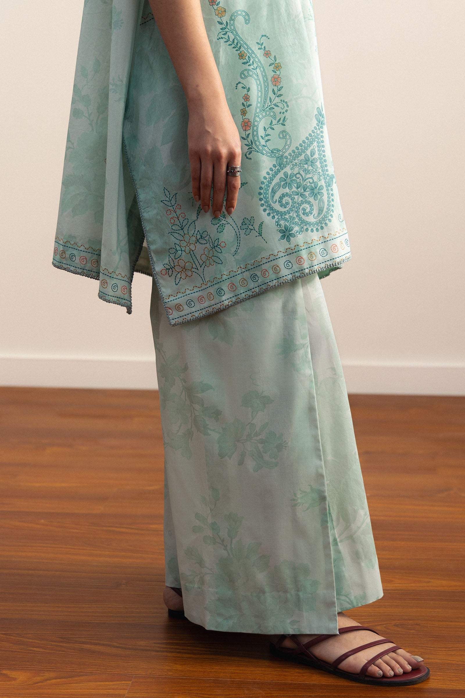 Coco Lawn Prints Drop II – Sora-3B