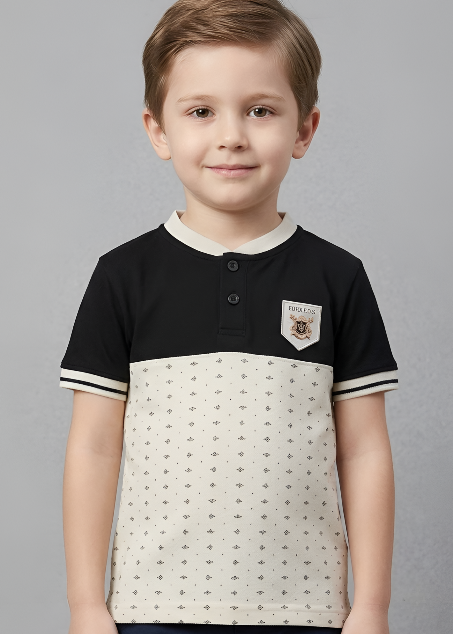 cotton T Shirt in Black, cream