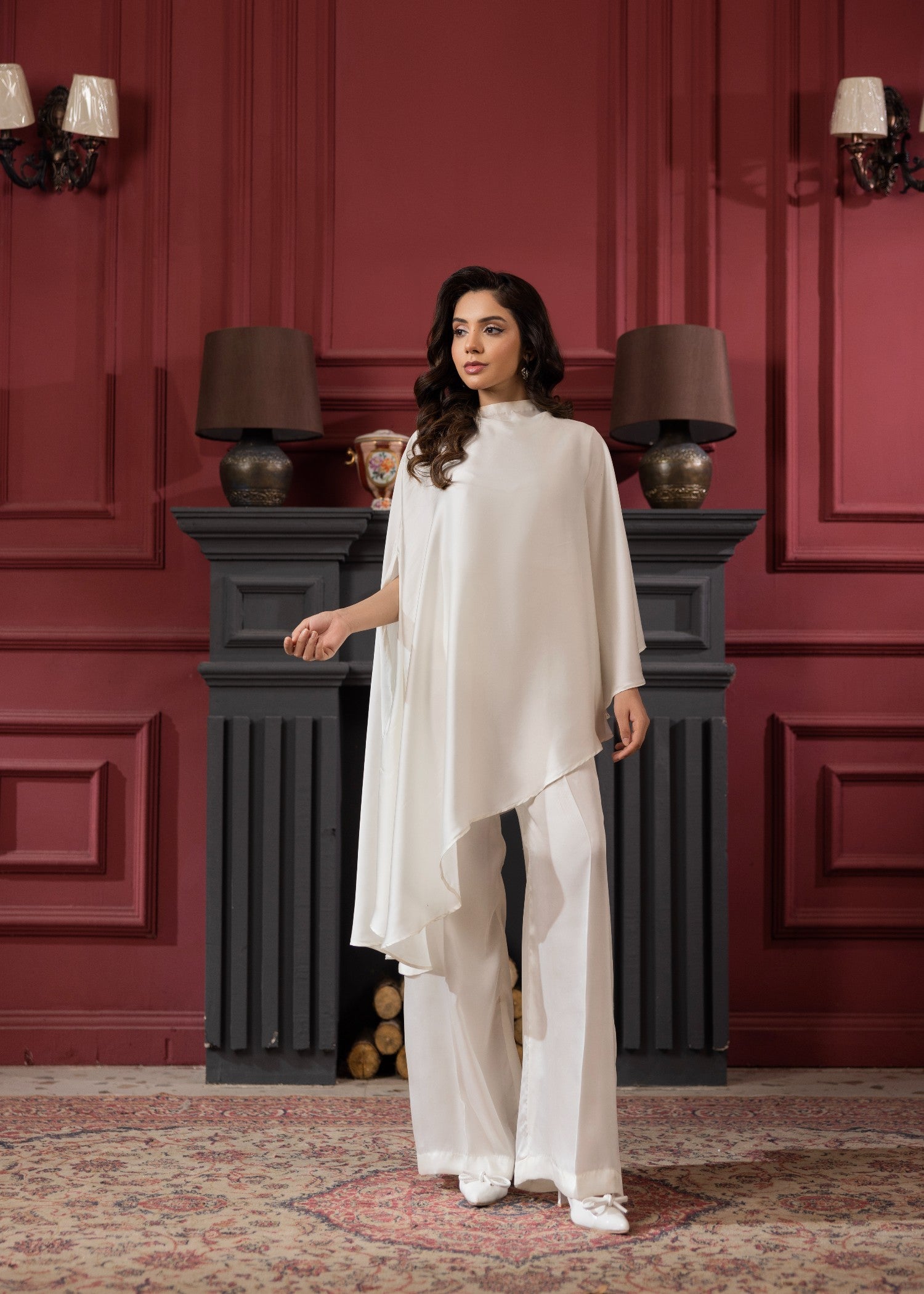 silk Kaftan in Off-white