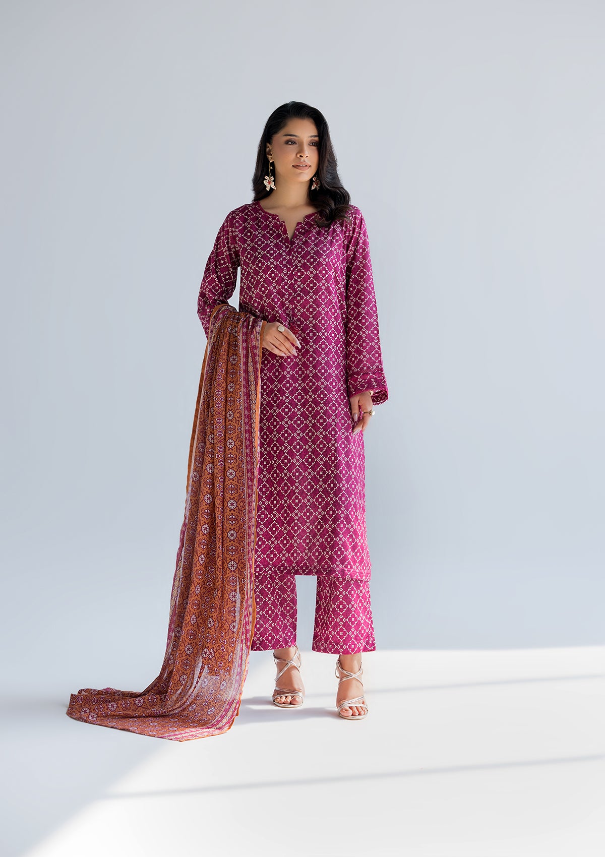 lawn Kurta Set in Amaranth