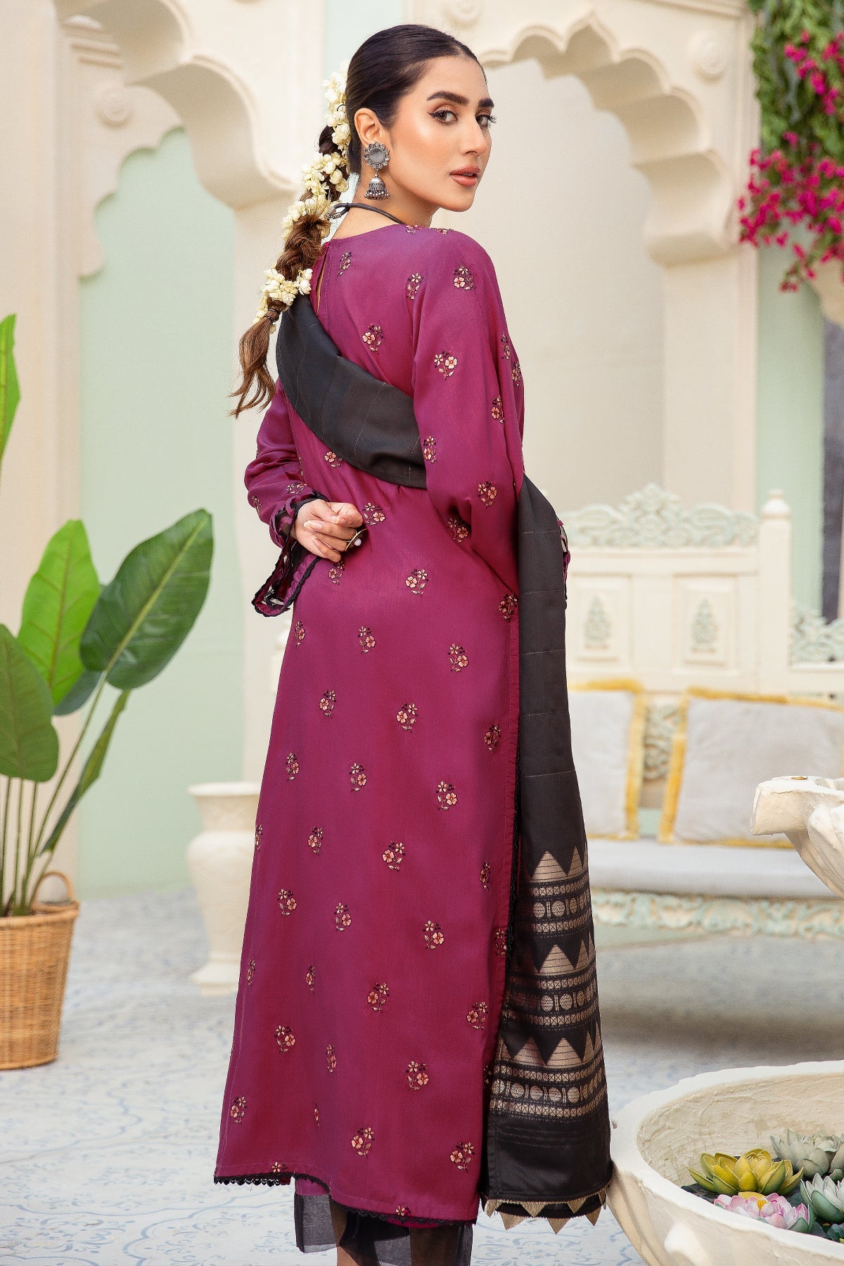 viscose Unstitched in Magenta