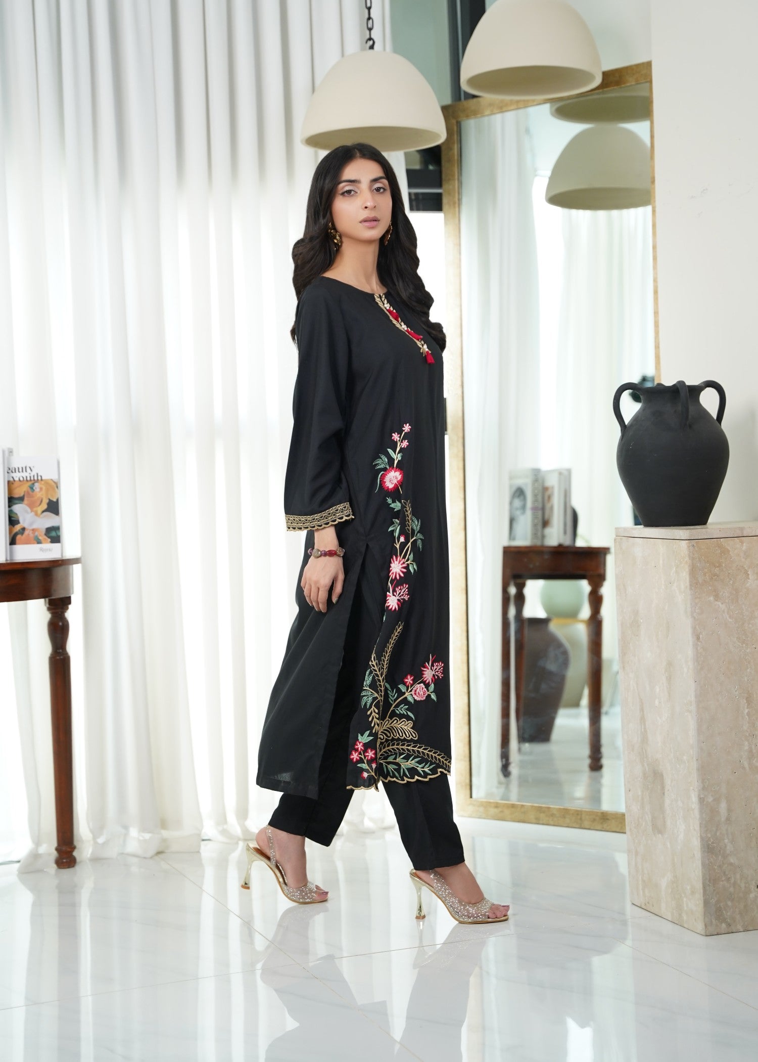 blended cambric Kurta Set in Black