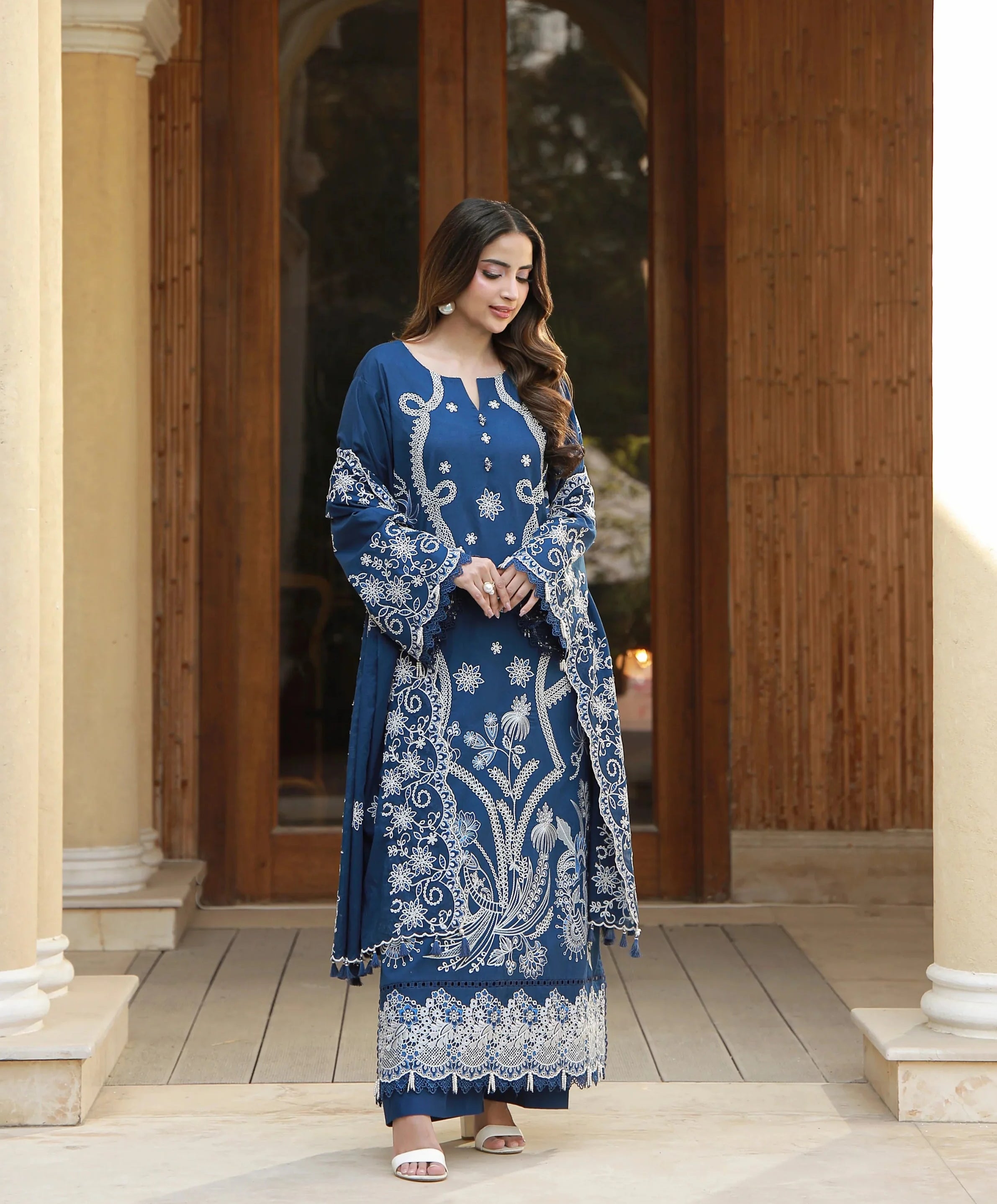 Summer – Embroidered Chikankari LG-UB-0294