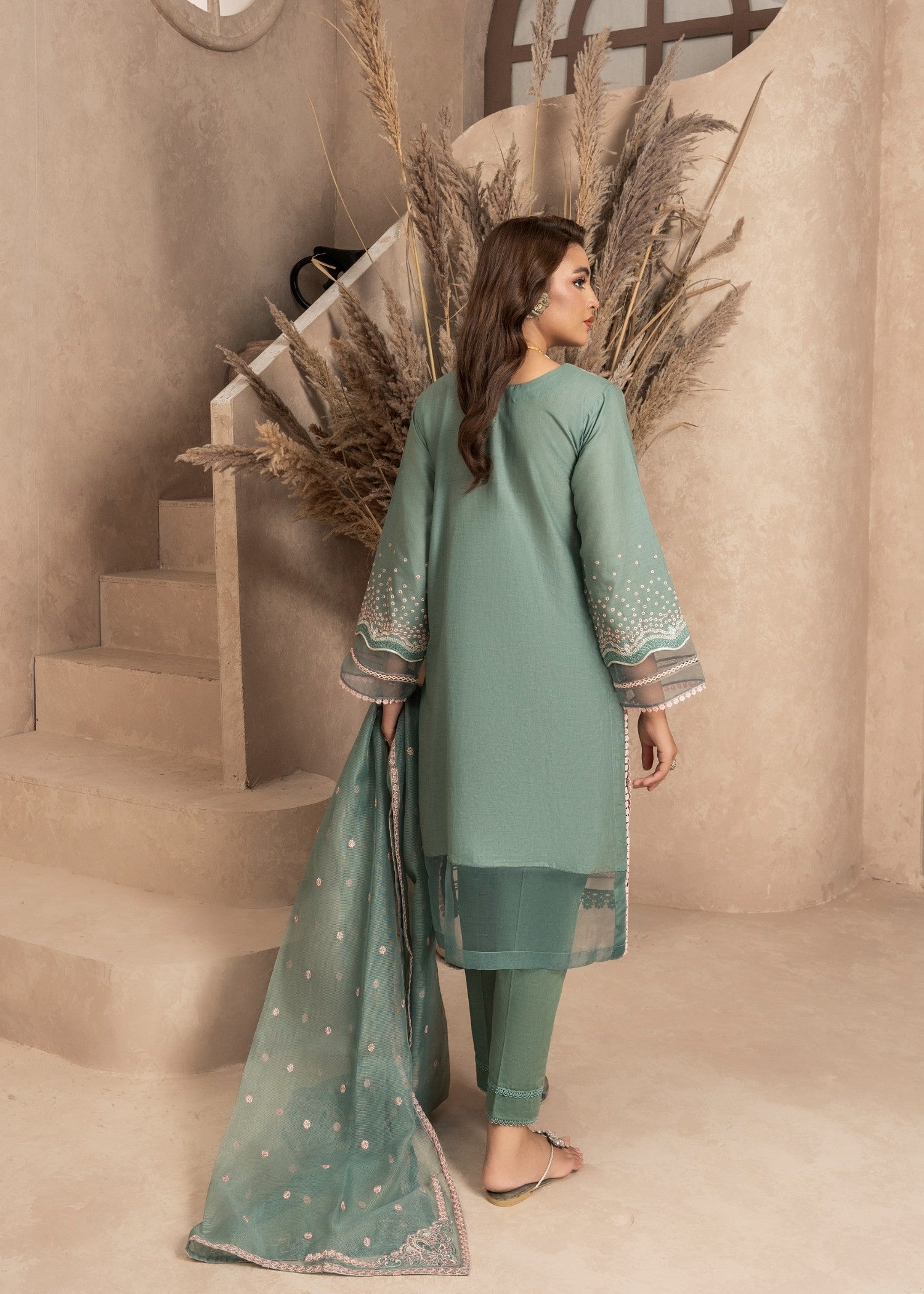 lawn Kurta Set in Pastel green