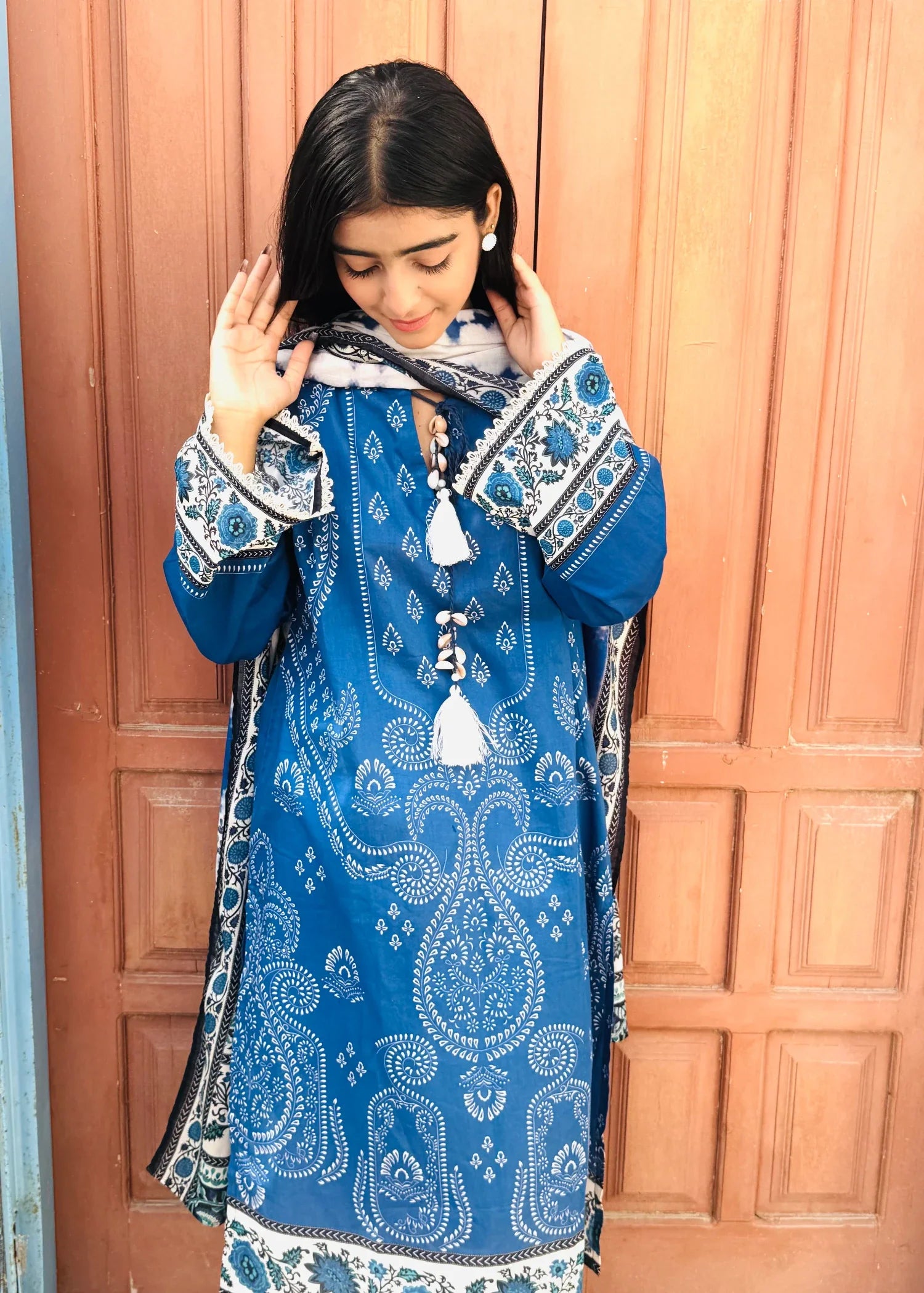 swiss lawn Kurta Set in Royal blue