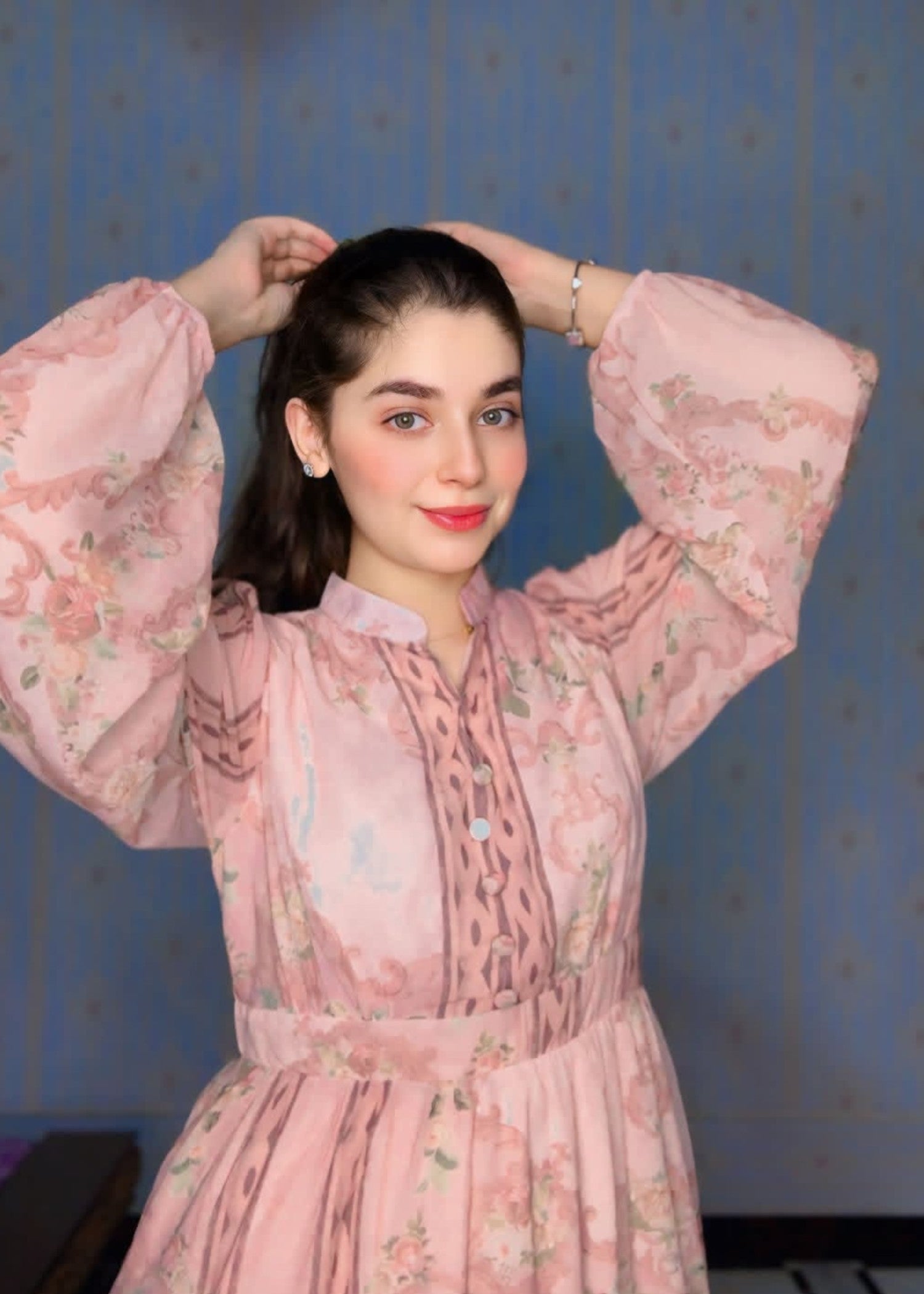 chiffon polyester Frock in Pink
