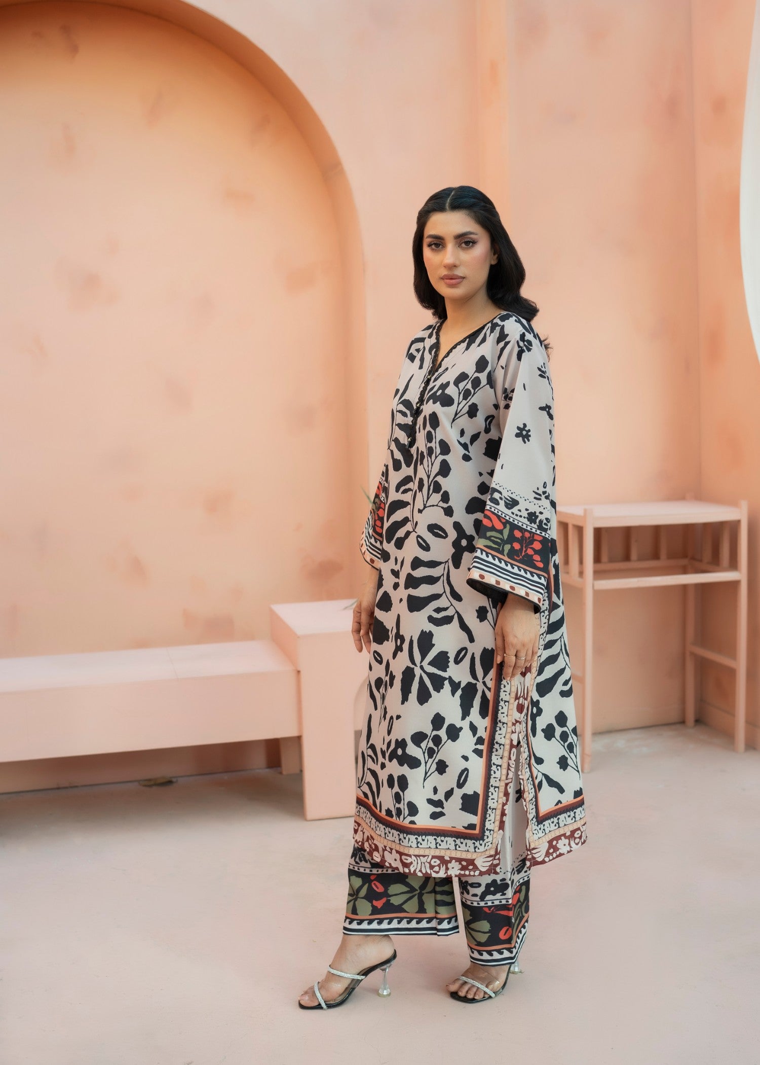 poly lawn Co Ord Sets in Black, off-white
