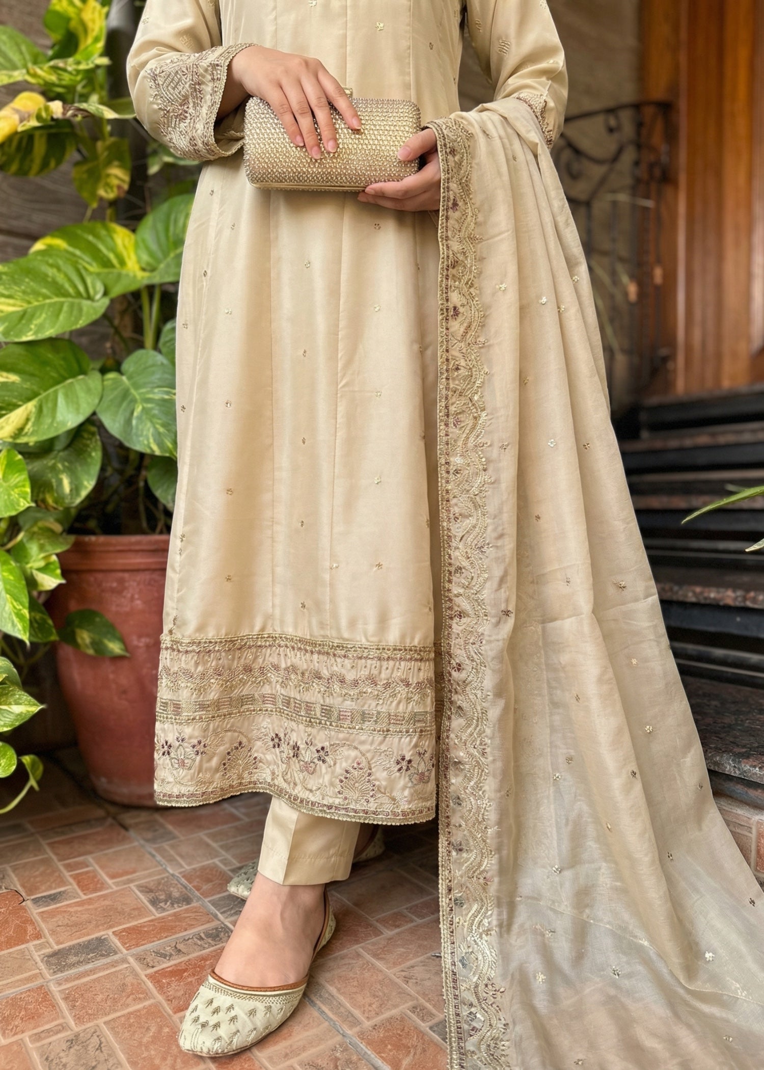 silk Maxi in Off-white