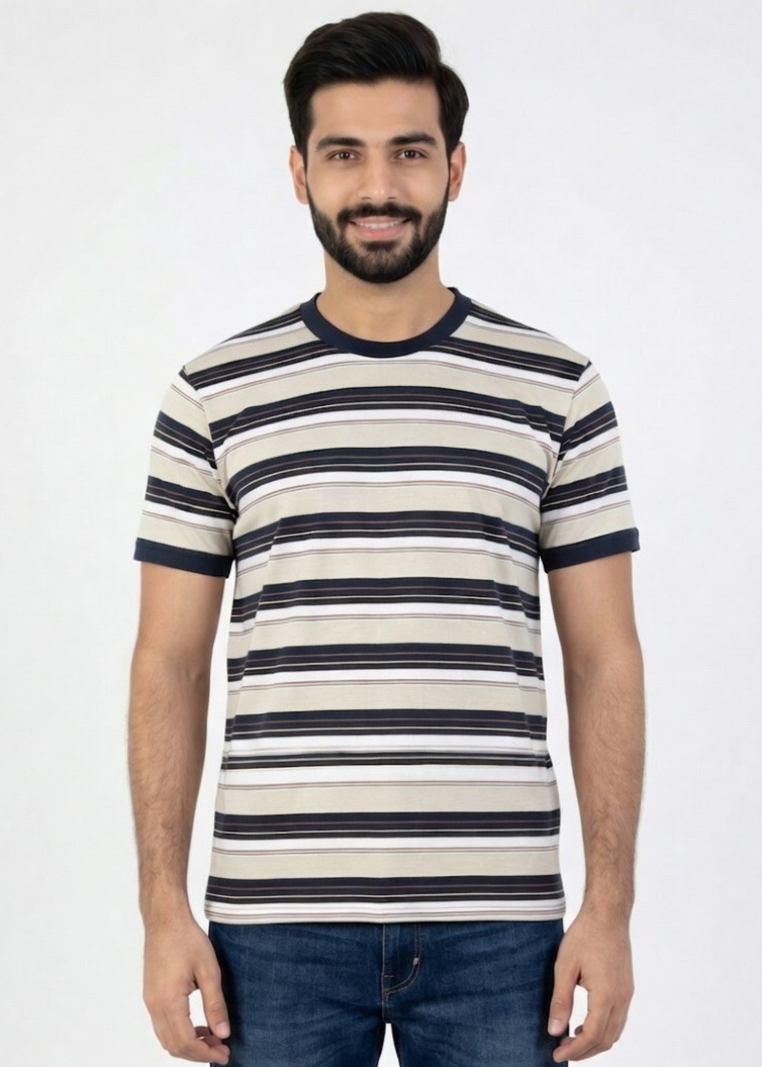 single jersey knit T Shirt in Beige, black