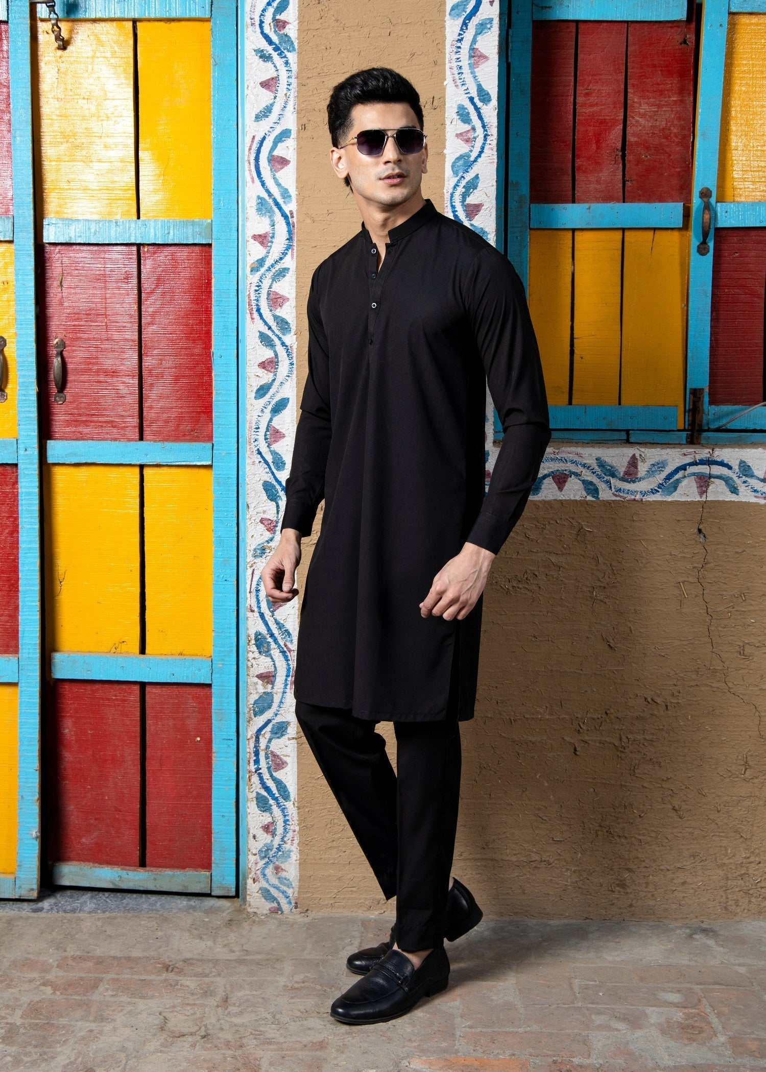 boski Kurta Set in Black
